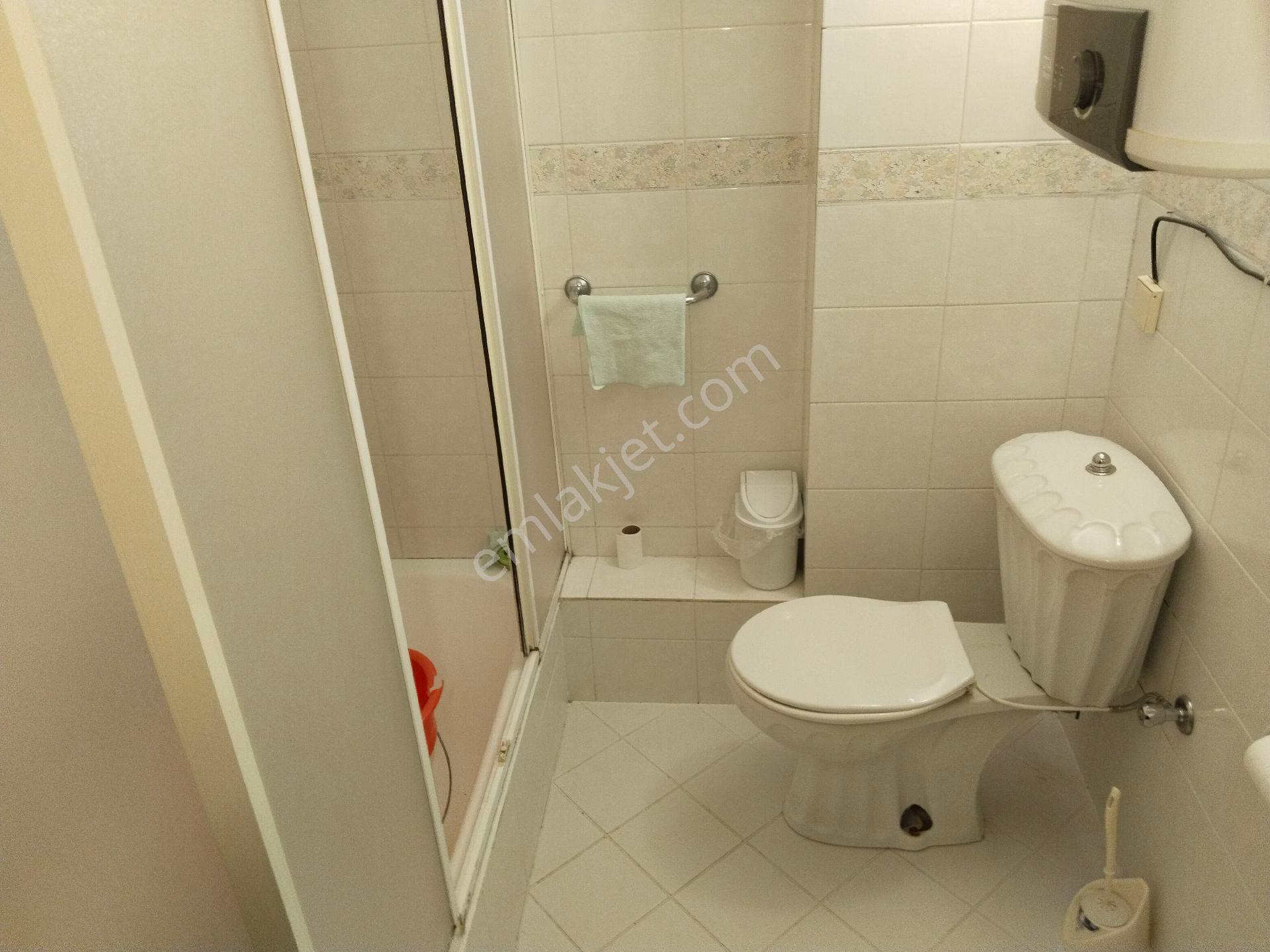 Bergama Bahçelievler Mah Kapalı Mutfak Ara Kat 3+1 Geniş Daire Satılık - Görsel 28