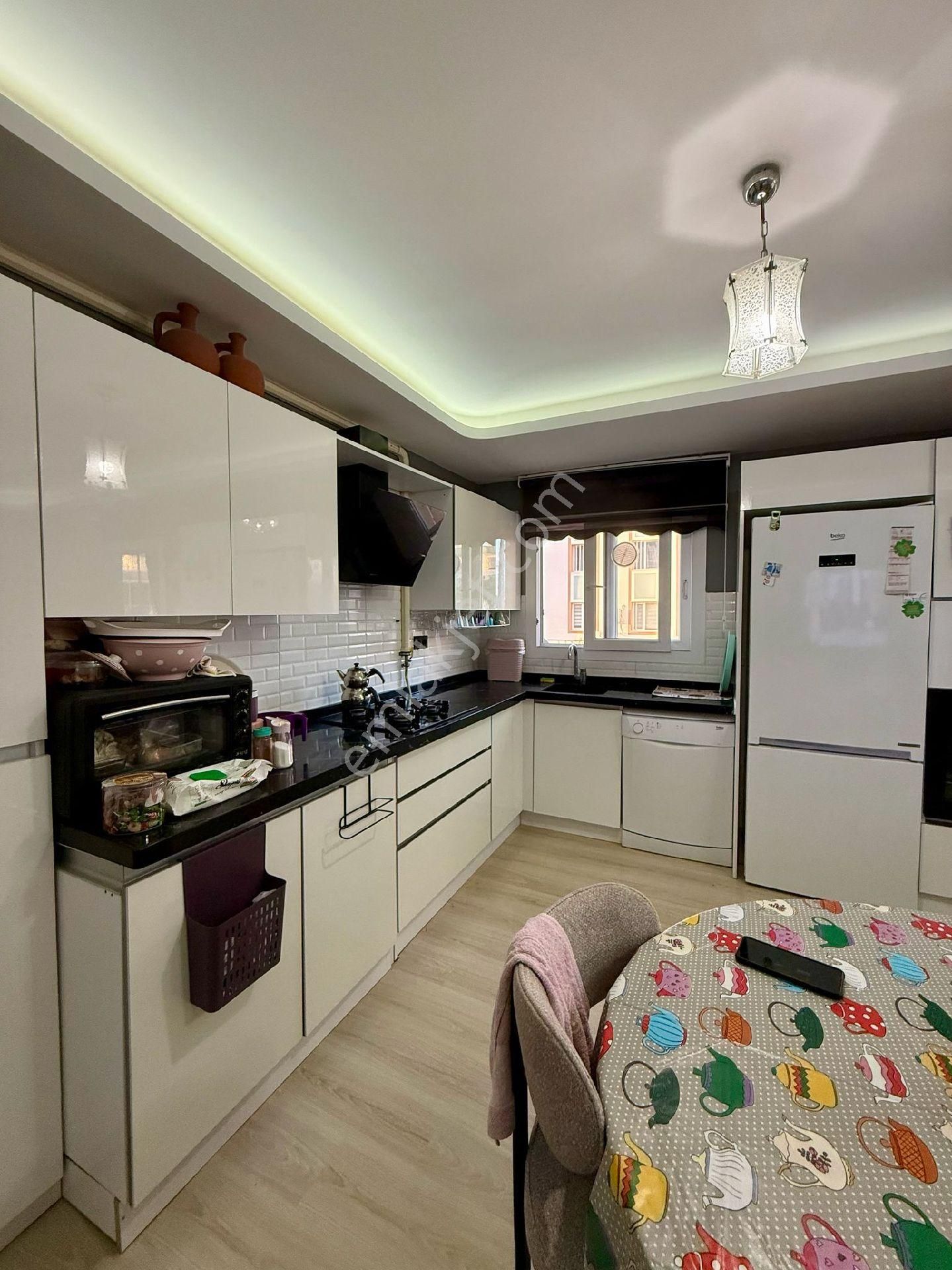 Otogar Arkasıhavuzlu Site İçersinde 2+1 3.kat 80 M2 Doğalgazlı Arakat Cam Balkonlu Daire - Görsel 10