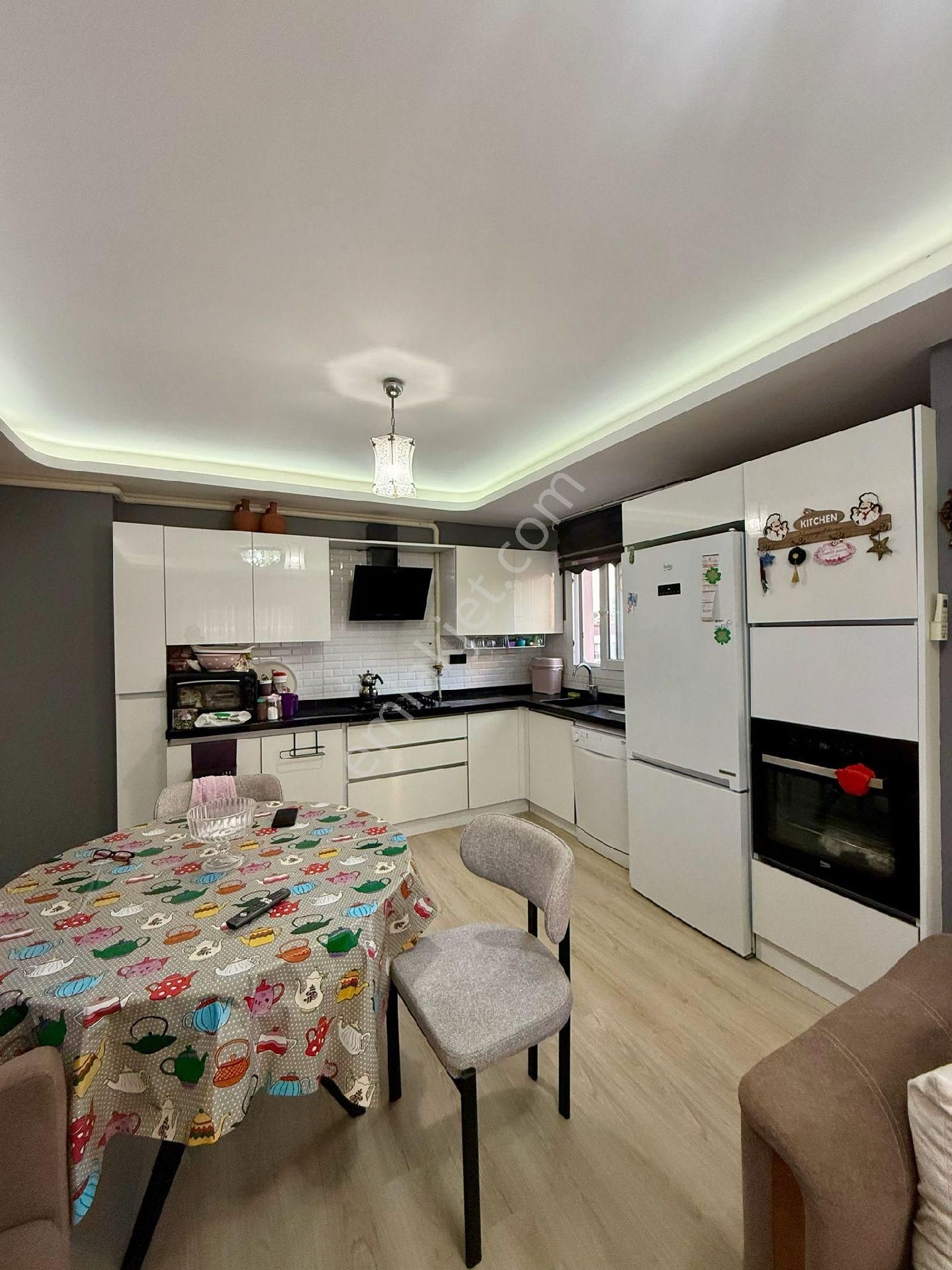 Otogar Arkasıhavuzlu Site İçersinde 2+1 3.kat 80 M2 Doğalgazlı Arakat Cam Balkonlu Daire - Görsel 3