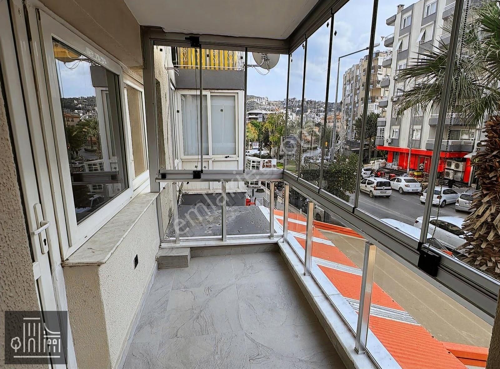 Balçova Sakarya Cad Üzeri 3+1 Asansörlü Arakat 140m2 Masrafsız D - Görsel 2