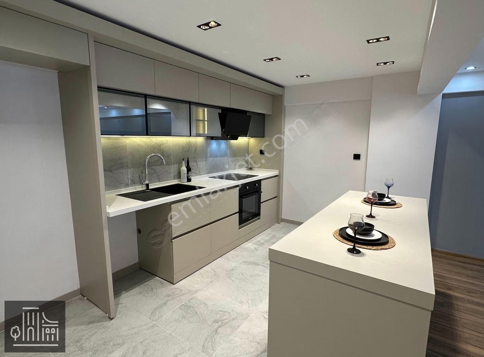 Balçova Sakarya Cad Üzeri 3+1 Asansörlü Arakat 140m2 Masrafsız D - Görsel 13