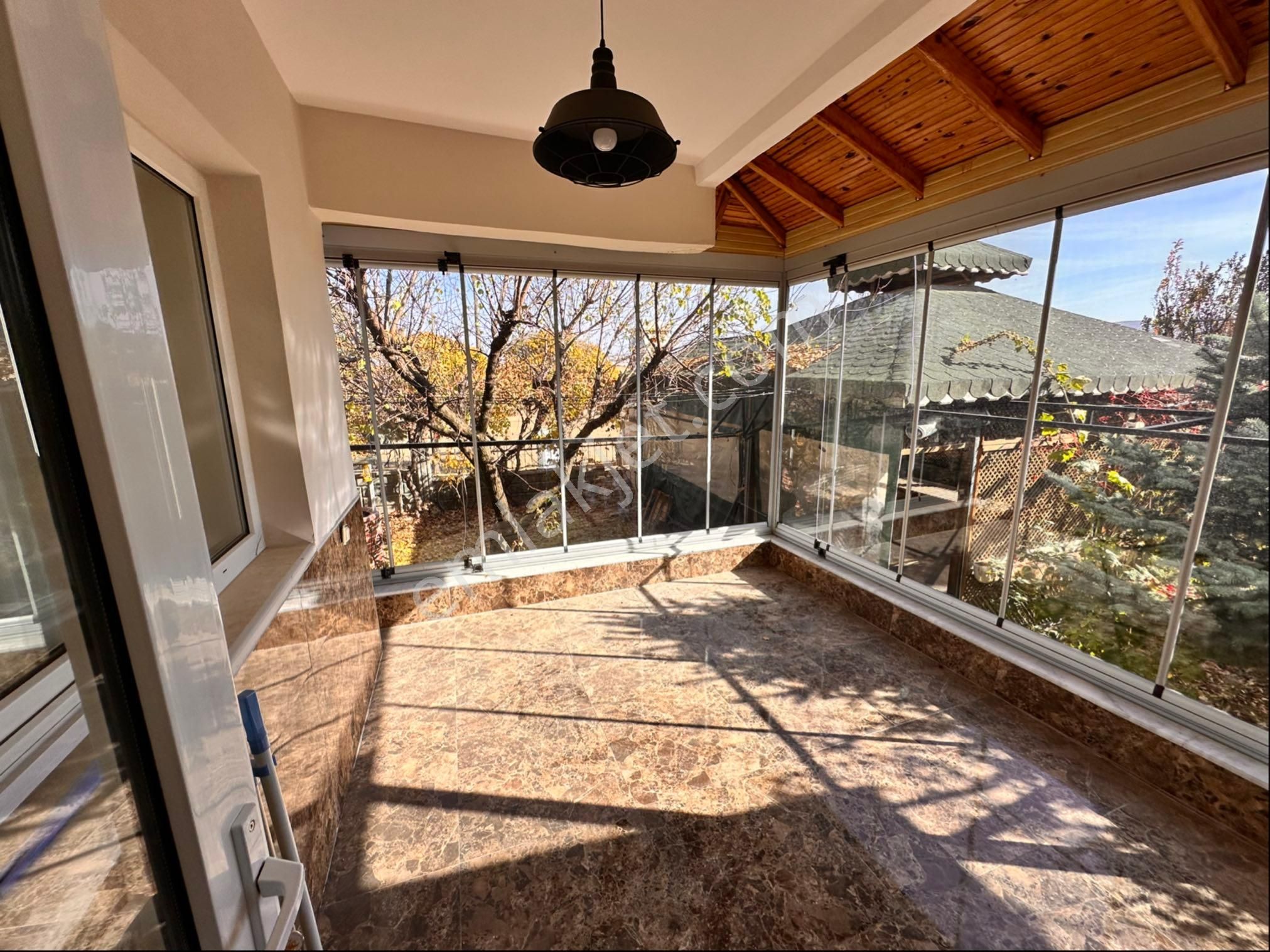 Korkuteli Uzunoluk Mahallesinde Full Bakımlı Müstakil Ev - Görsel 15