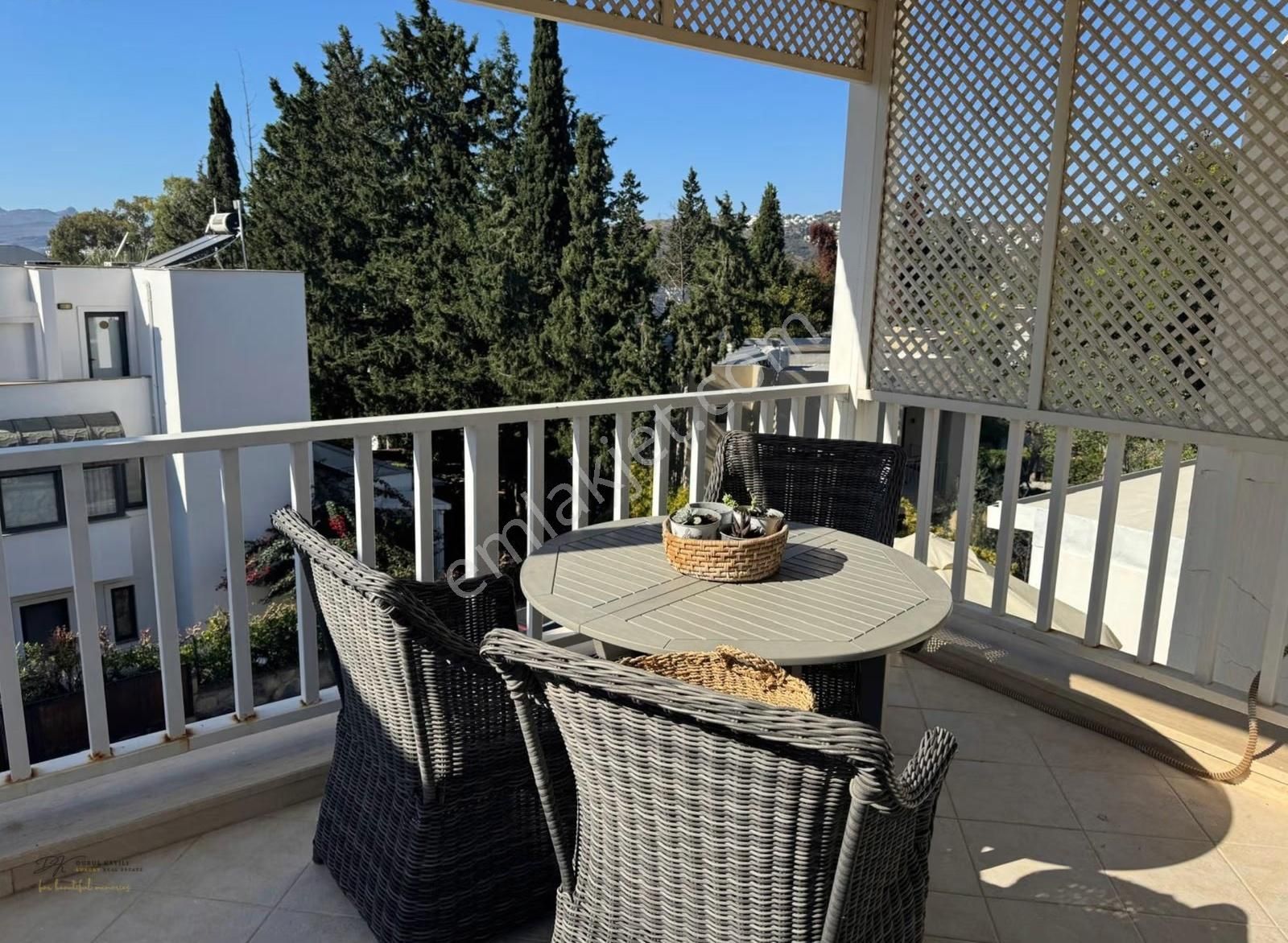 Bodrum Bitez'de Genis Teras Kullanımlı Üst Kat Daire - Görsel 5