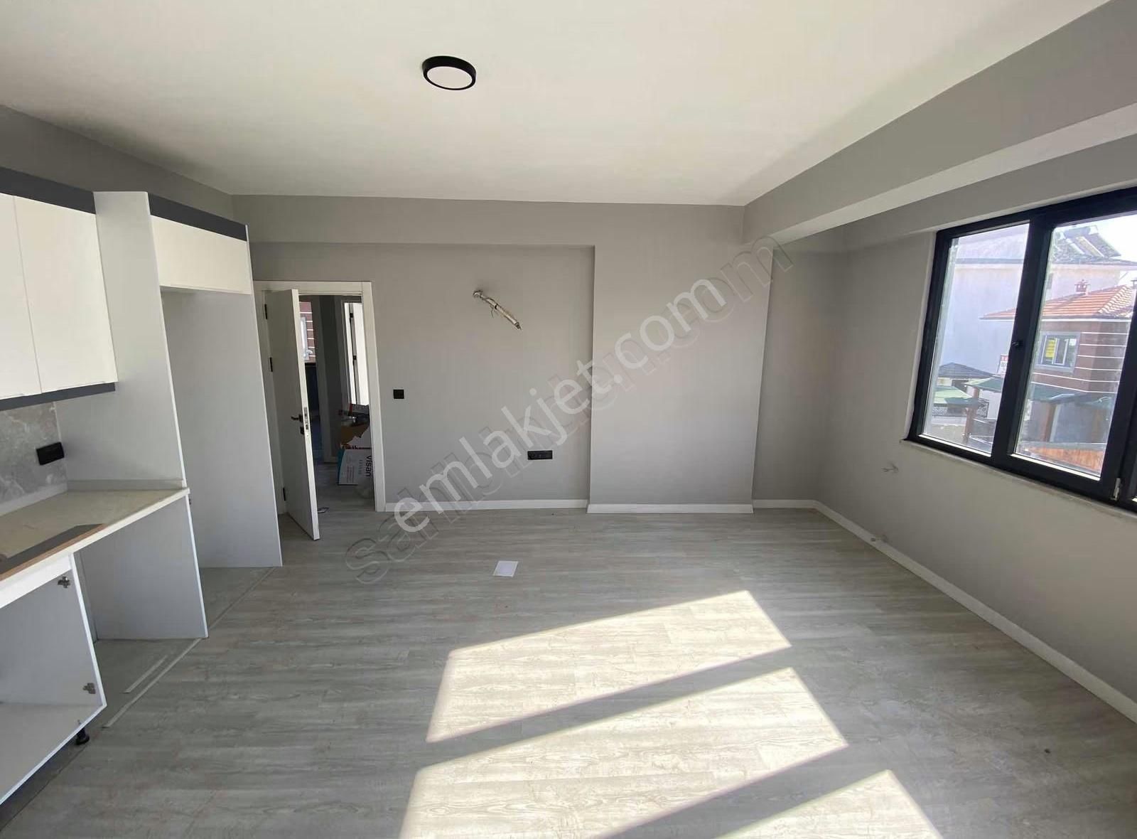 Gizem'li Emlaktan Lüks Site İçinde Havuzlu Kiralık 2+1 Daire - Görsel 8