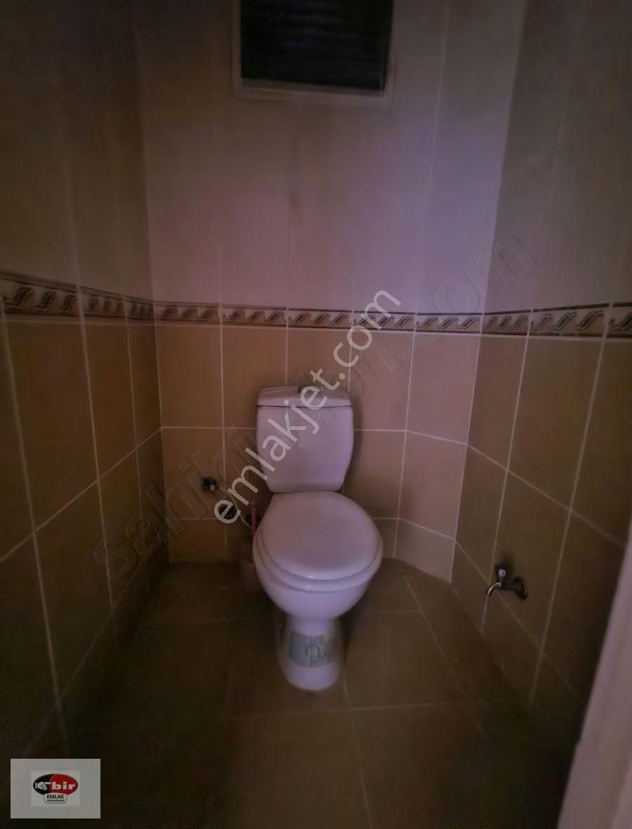 Esat Akyüz Sokakta 2+1 Giriş Kat Kiralık Daire - Görsel 29