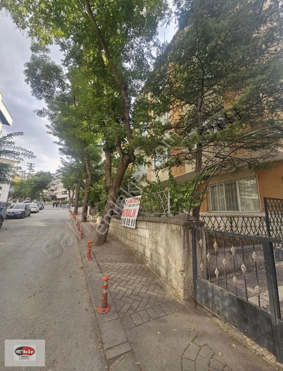 Esat Akyüz Sokakta 2+1 Giriş Kat Kiralık Daire - Görsel 20