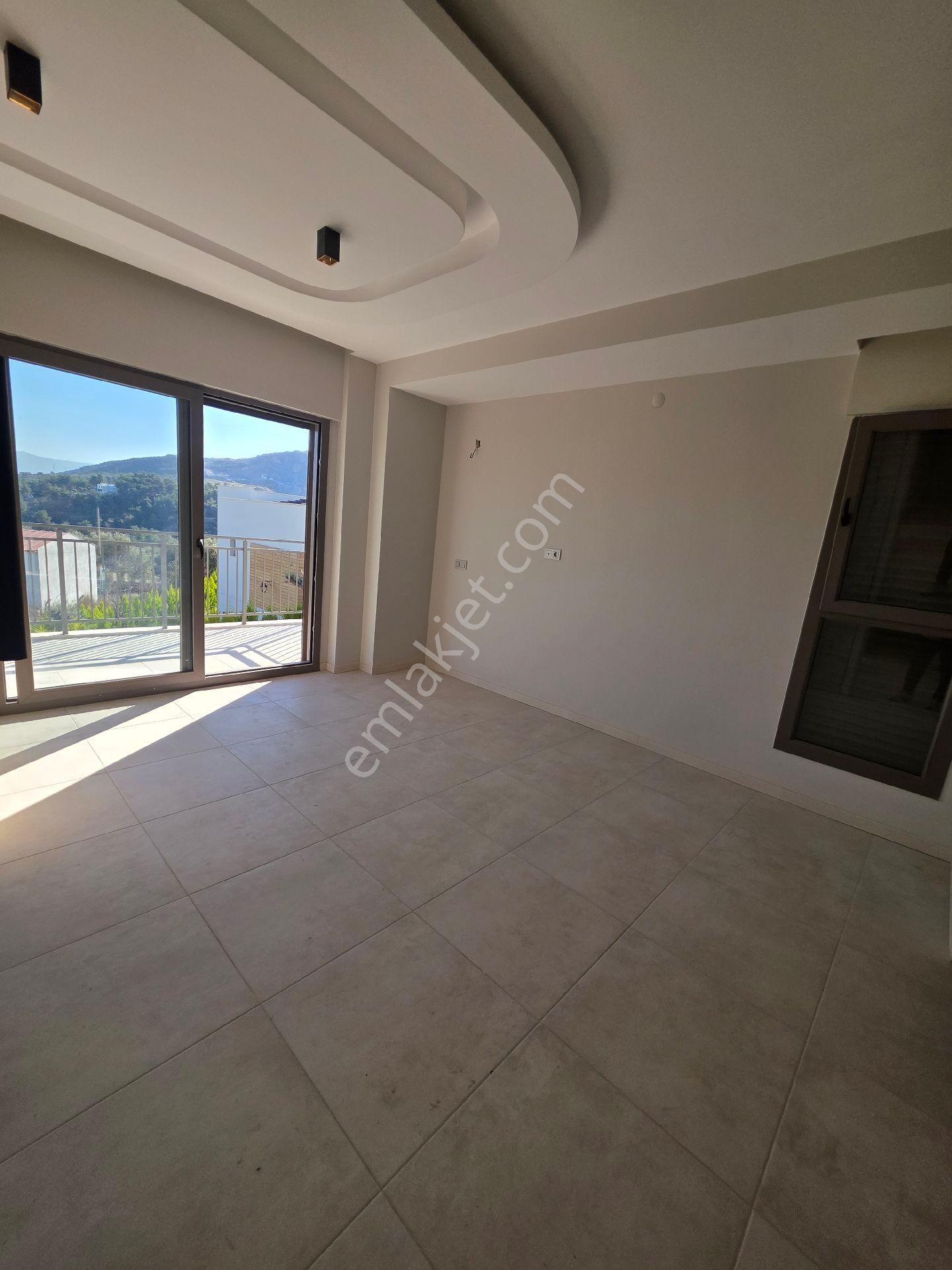 Kuşadası Satılık 4+1 Full Eşyalı Villa - Görsel 22