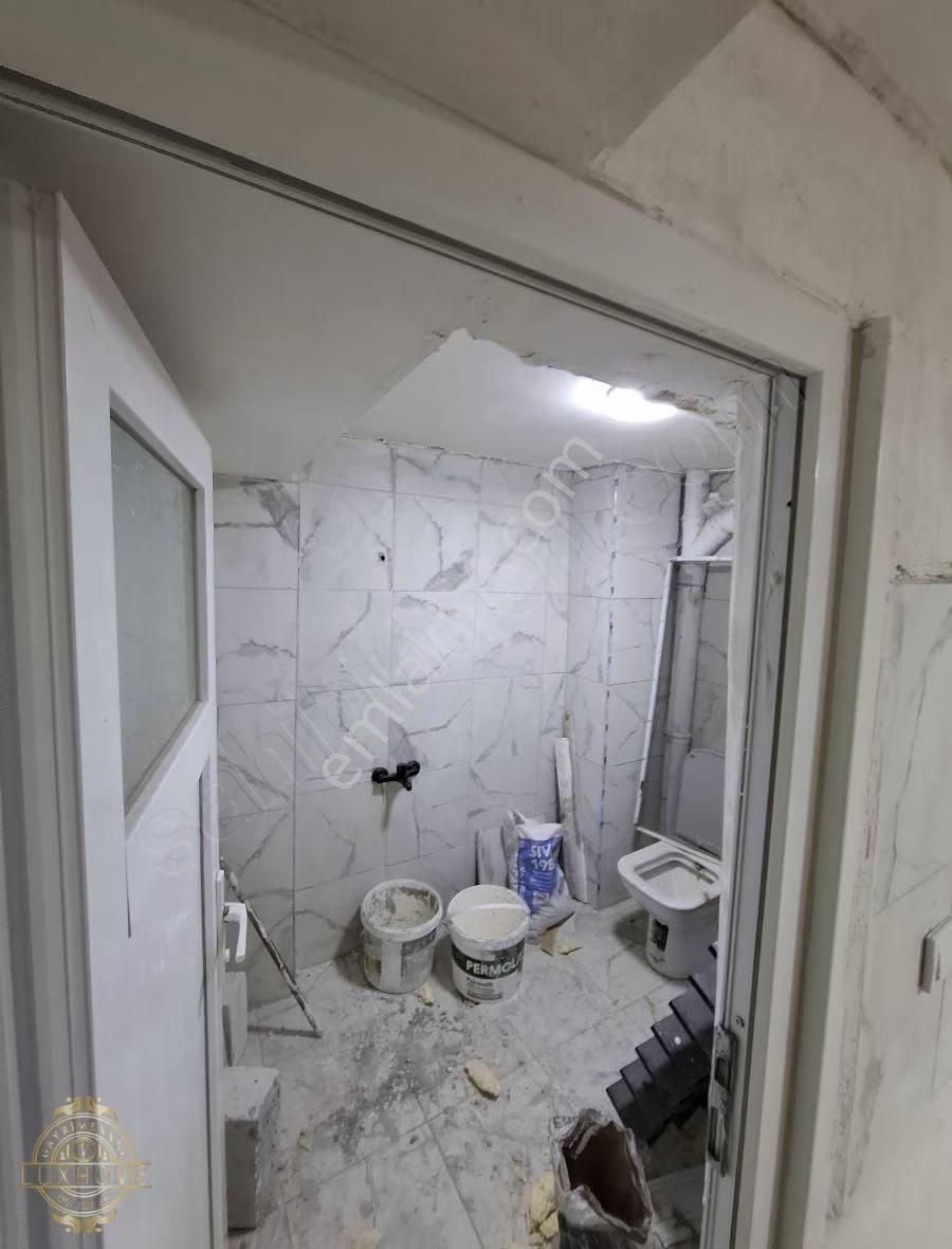 Osmanbey Telefoncular Sokağında Devirli 3 Katlı Dükkan - Görsel 26