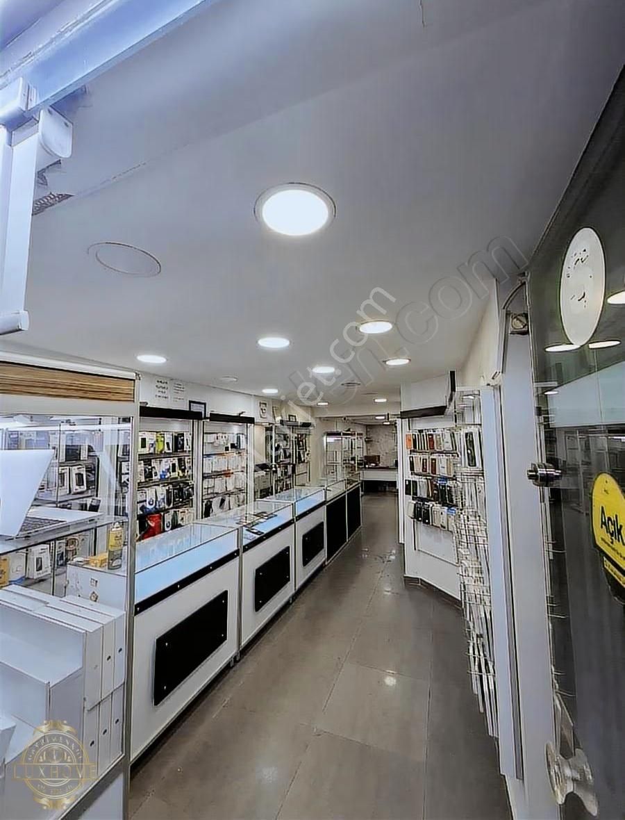 Osmanbey Telefoncular Sokağında Devirli 3 Katlı Dükkan - Görsel 13