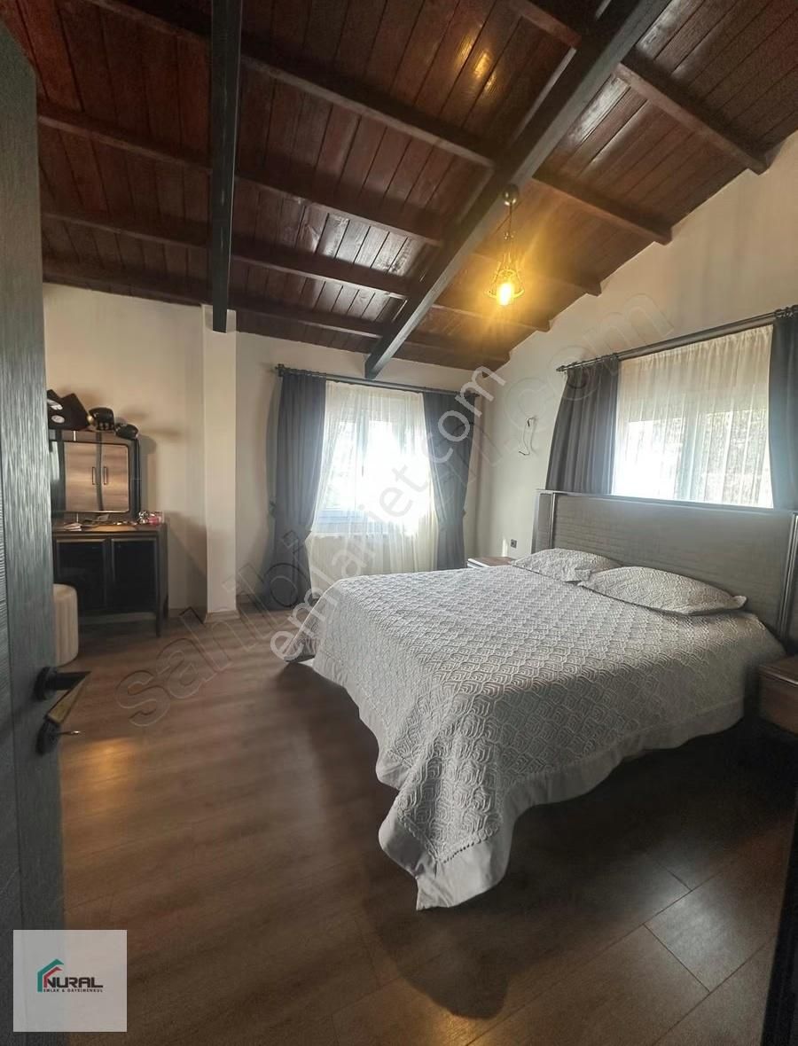 Şehir Ve Deniz Manzaralı Eşi Bulunmaz Villa - Görsel 25