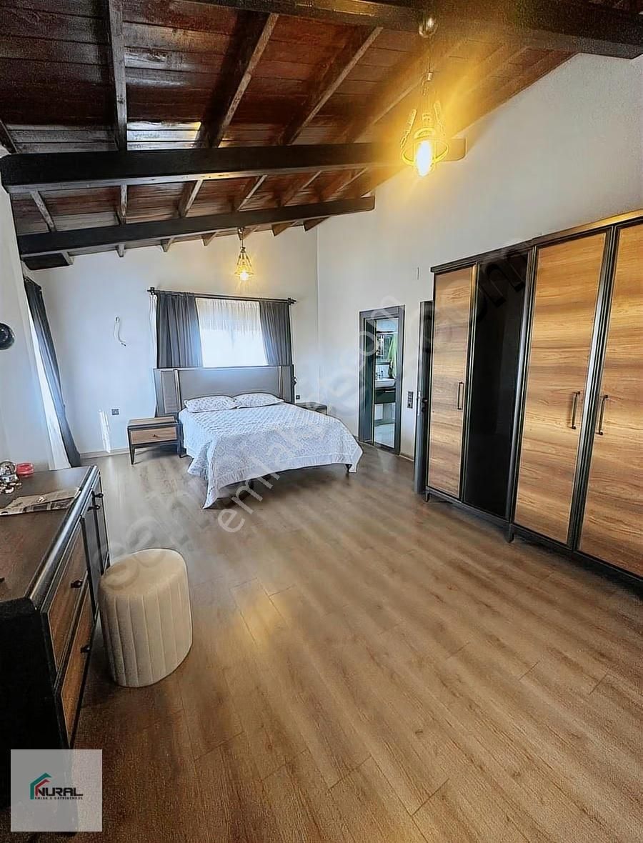 Şehir Ve Deniz Manzaralı Eşi Bulunmaz Villa - Görsel 24
