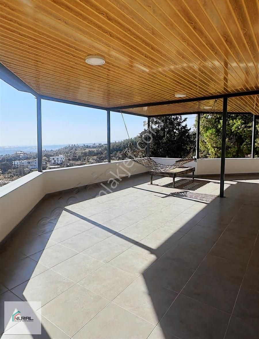 Şehir Ve Deniz Manzaralı Eşi Bulunmaz Villa - Görsel 29