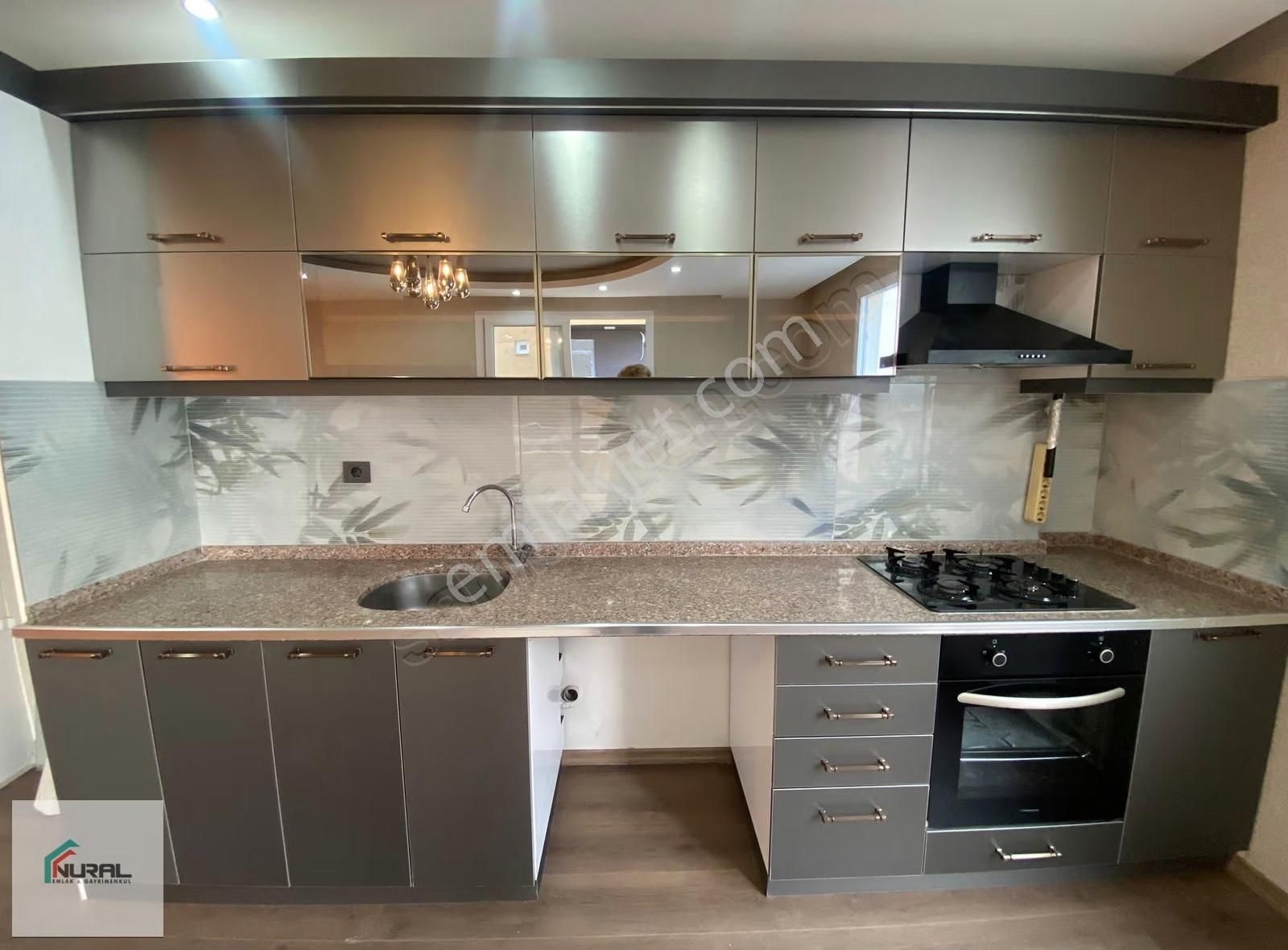 Mezitli'de İçi Full Yapılı Geniş Satılık 2+1 Daire - Görsel 12