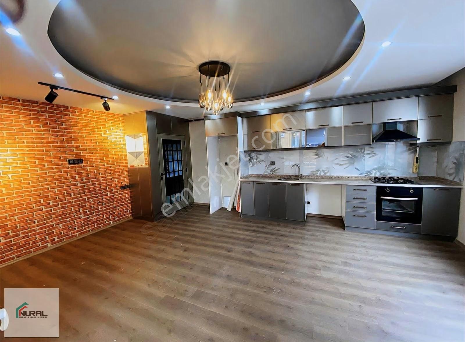 Mezitli'de İçi Full Yapılı Geniş Satılık 2+1 Daire - Görsel 4