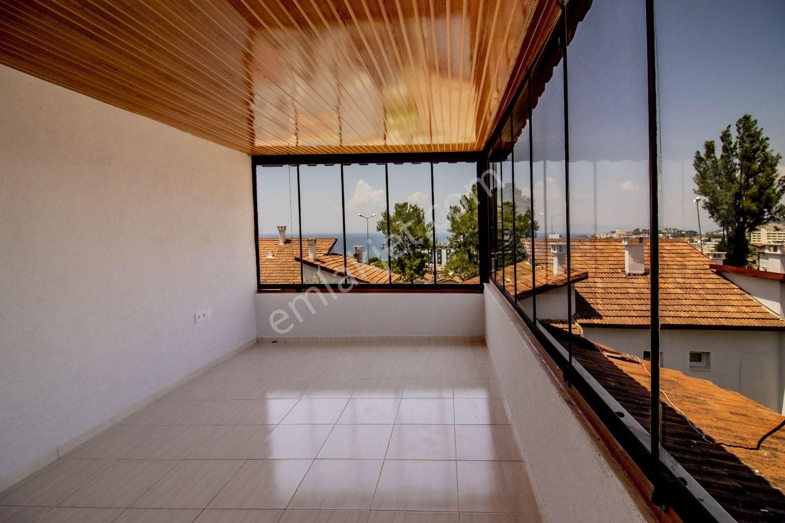 Kuşadası Satılık 3+1 Villa - Görsel 11