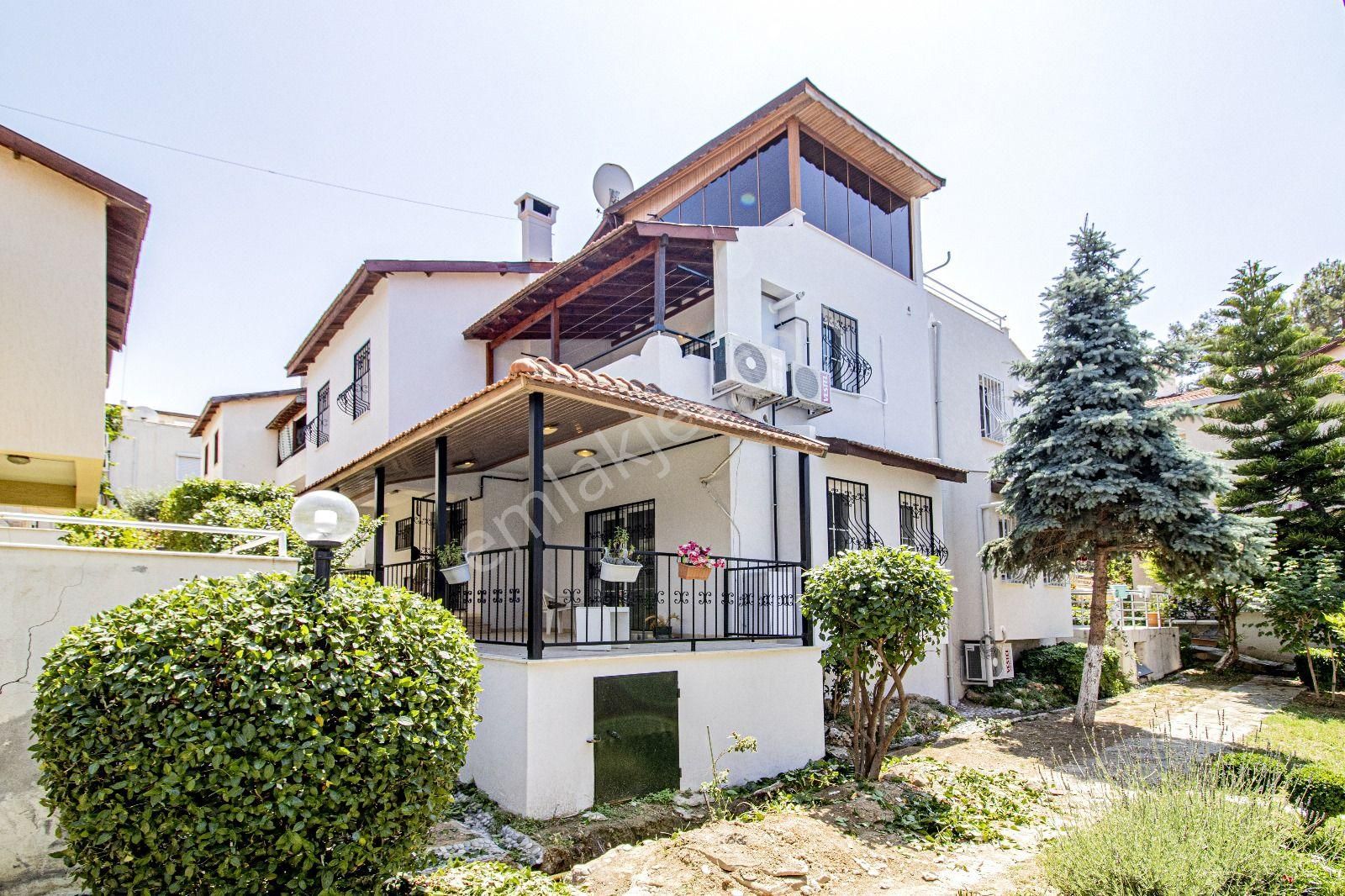 Kuşadası Satılık 3+1 Villa - Görsel 2