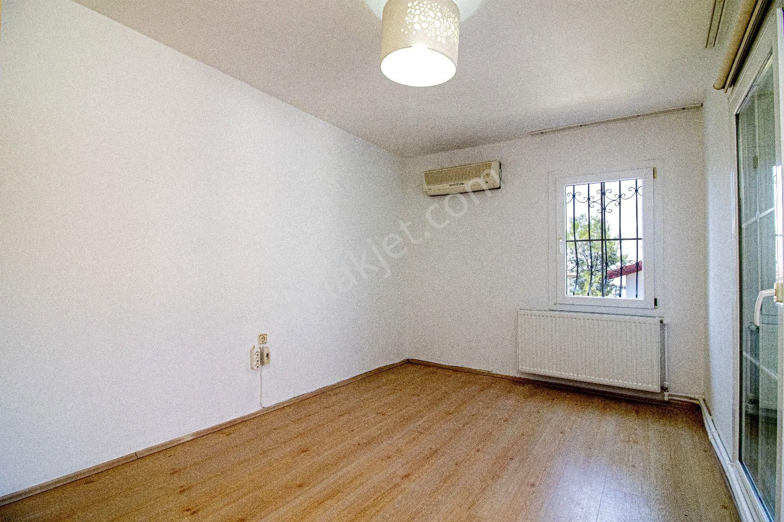 Kuşadası Satılık 3+1 Villa - Görsel 13