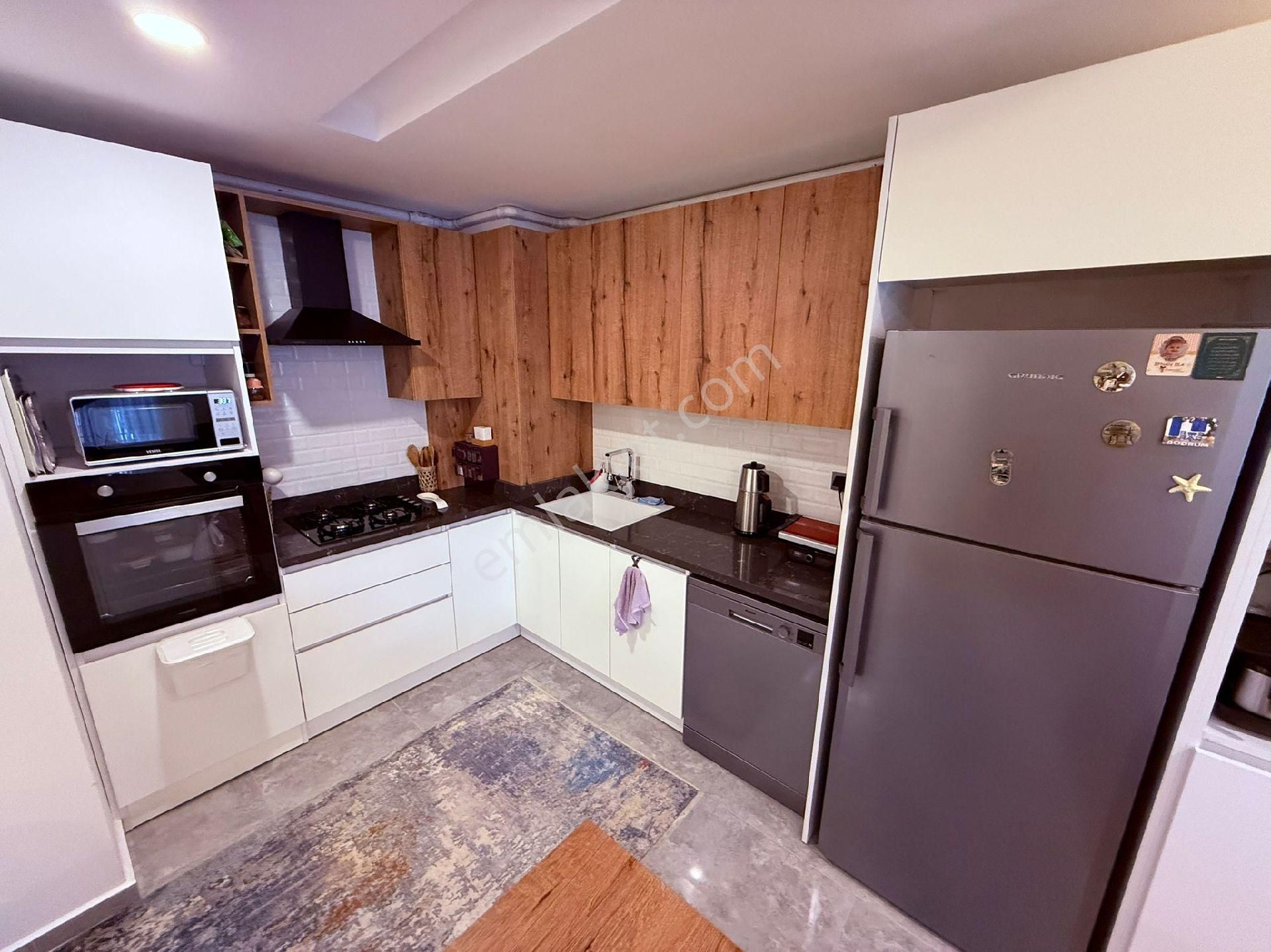 Kuşadası Otogar Arkası Kirazlı Yolu Bölgesi Havuzlu Site De Satılık 3+1 Daire - Görsel 12