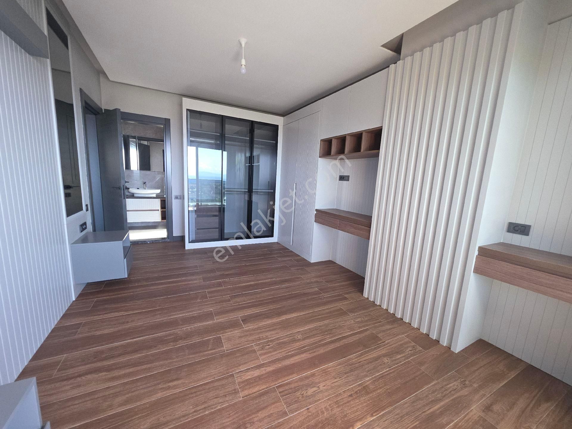 Kuşadası Satılık 4+1 Villa - Görsel 34