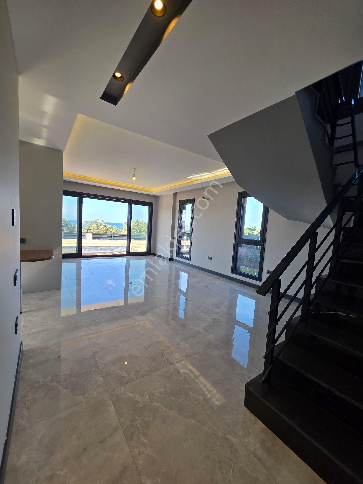 Kuşadası Satılık 4+1 Villa - Görsel 9