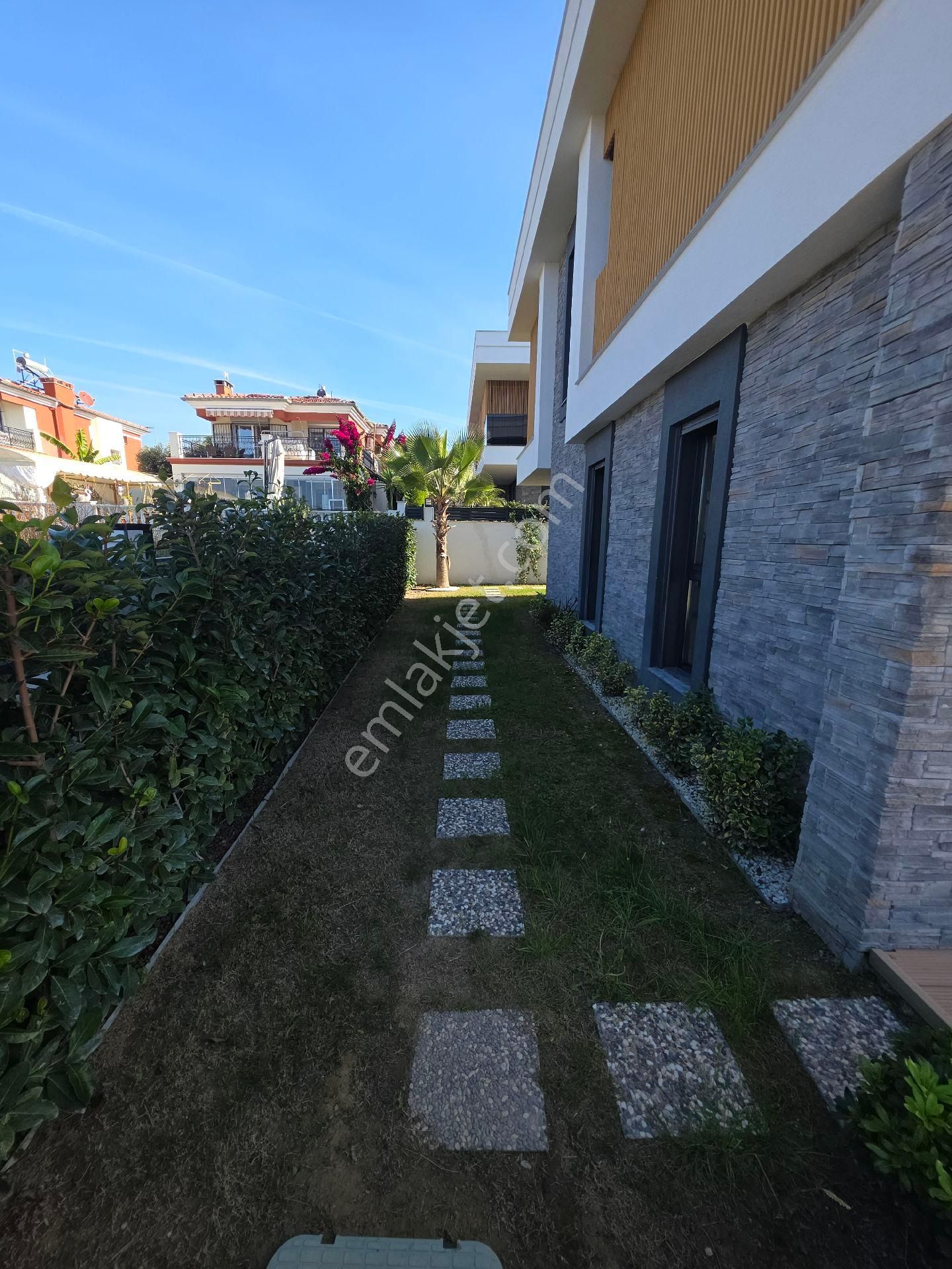 Kuşadası Satılık 4+1 Villa - Görsel 13