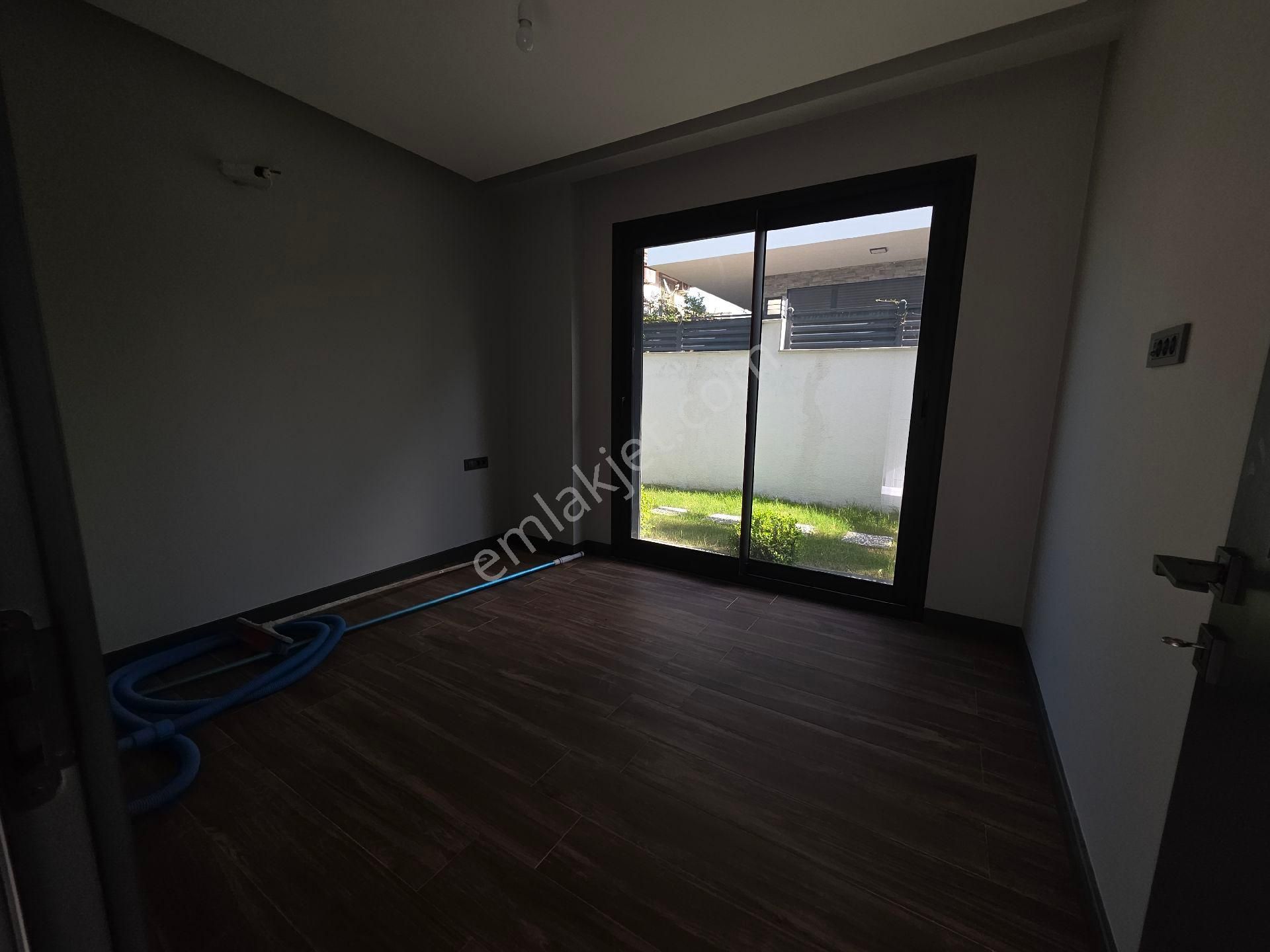 Kuşadası Satılık 4+1 Villa - Görsel 22