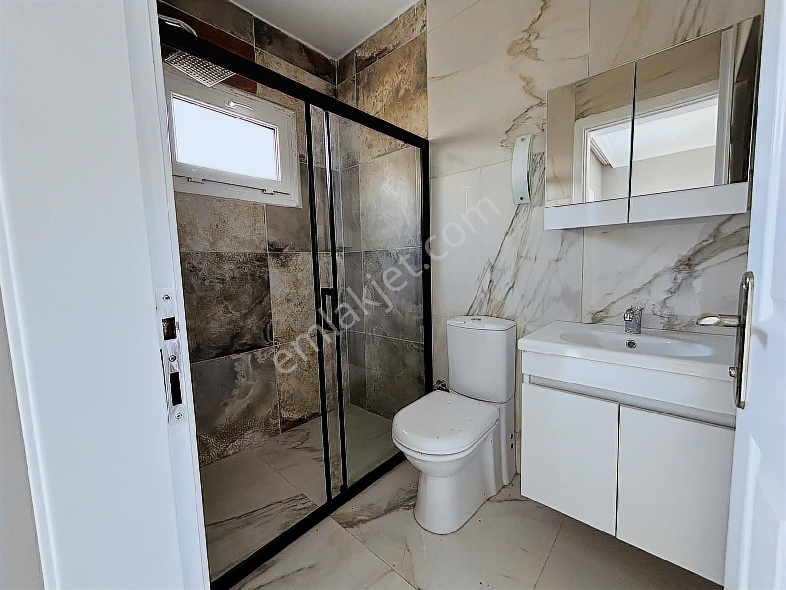 İzmir Menemen Villakent'te Satılık Full Tadilatlı Tripleks Villa - Görsel 15