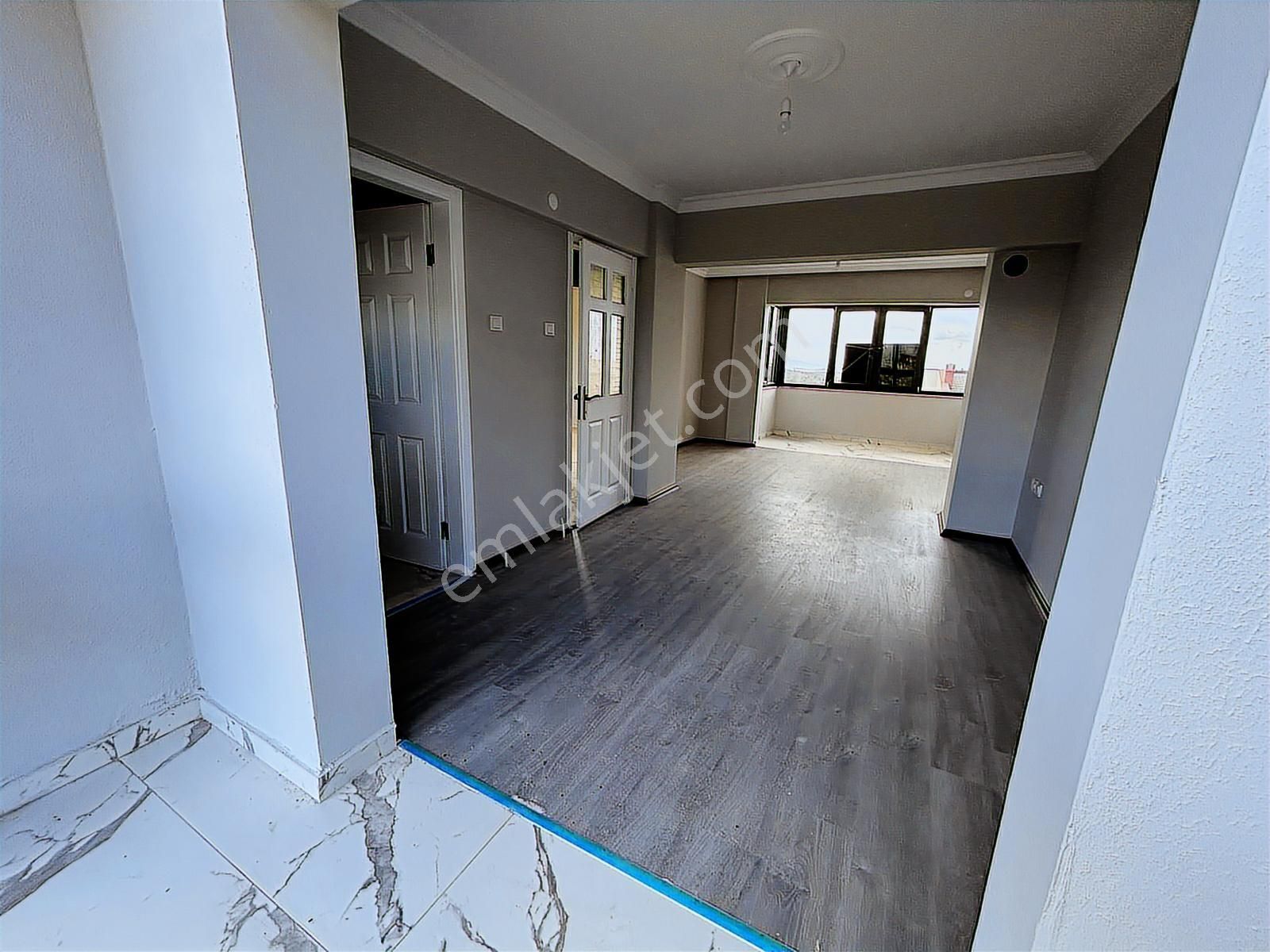 İzmir Menemen Villakent'te Satılık Full Tadilatlı Tripleks Villa - Görsel 14