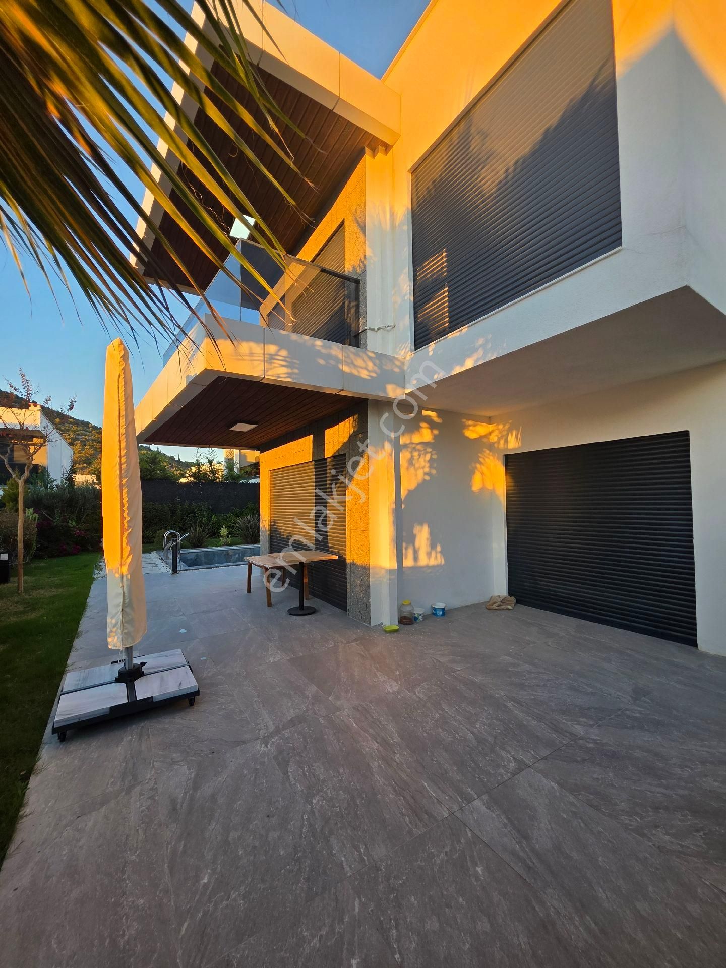 Kuşadası Satılık 4+1 Villa