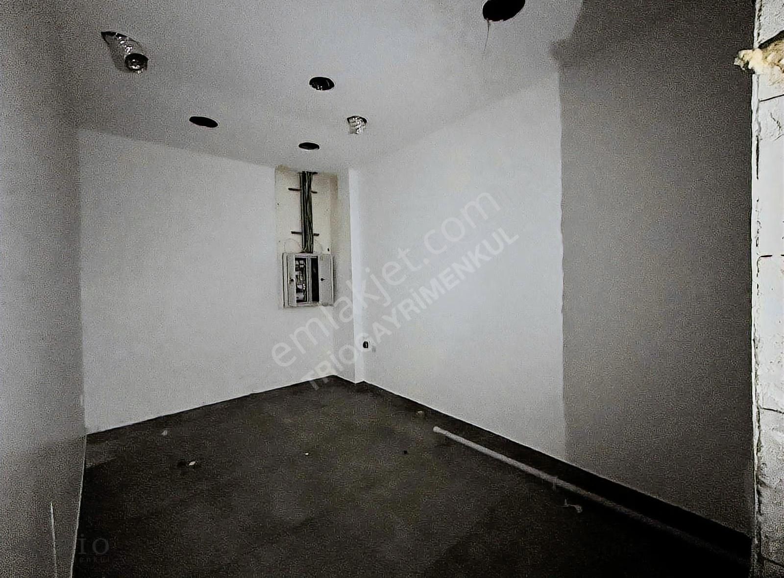 Bahçeşehir Konakları 120m2 Kiralık İki Katlı Dükkan&mağaza - Görsel 12