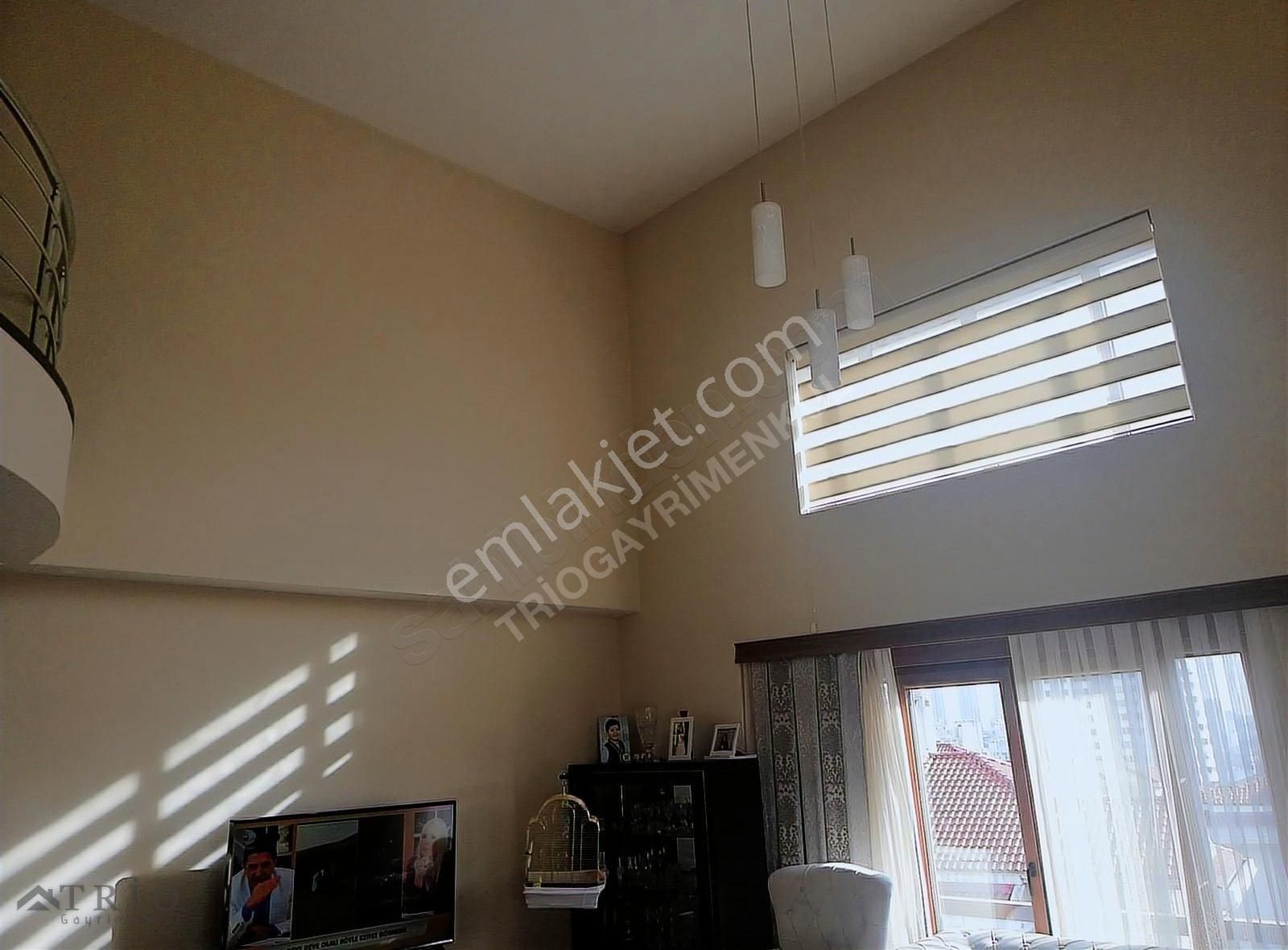 Bahçeşehir Spradon Evlerinde Havuz Manzaralı Satılık Üst Dublex - Görsel 4