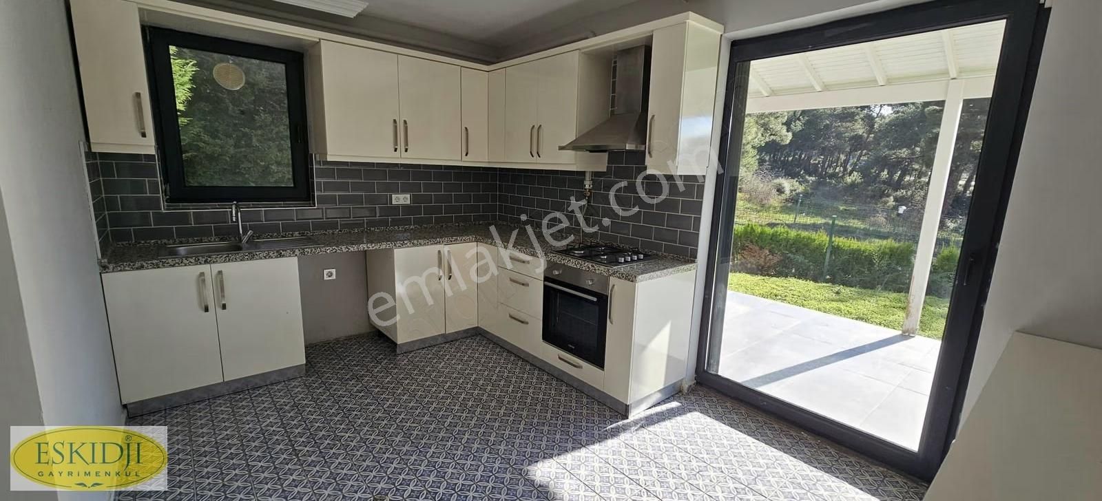 Çanakkale Kale Country'de Site İçi Bahçeli 4+2 Lüks Yaşam - Görsel 17