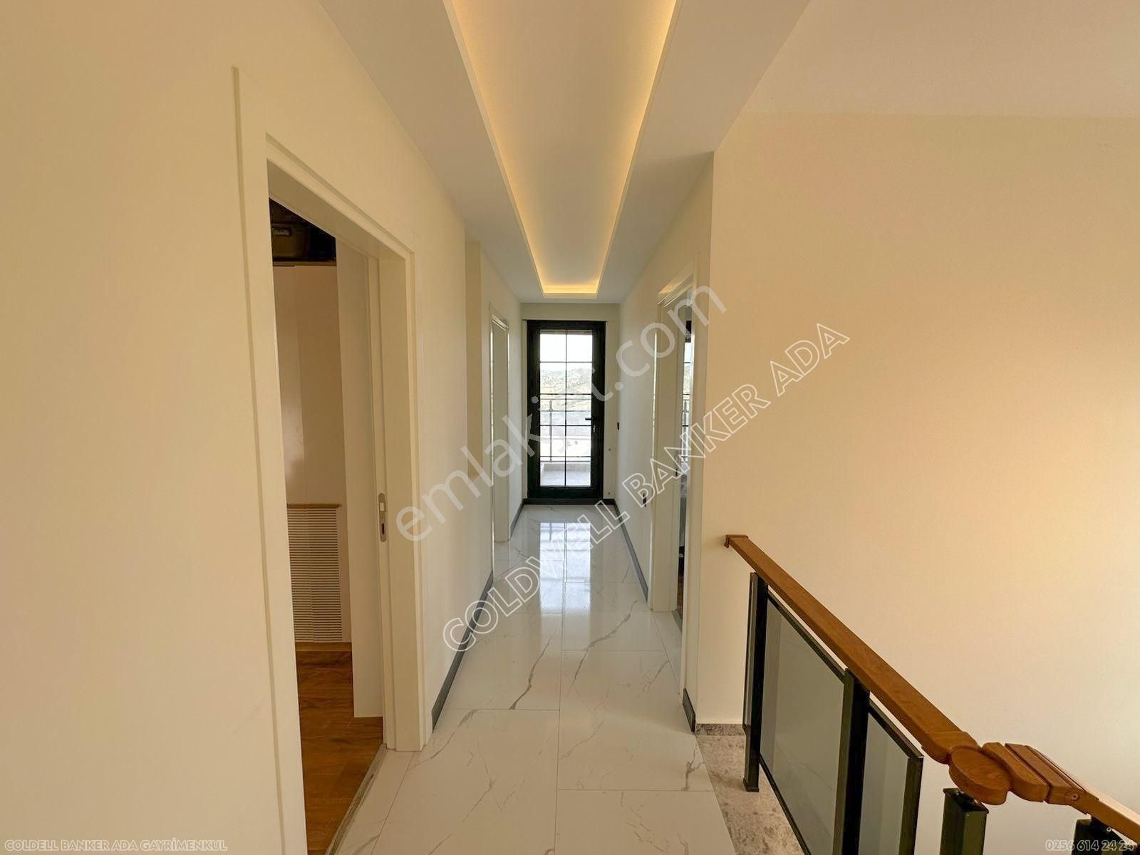 Kuşadası Yaylaköy'de Deniz Manzaralı, Çift Bağımsız Bölümlü 4+2 - Görsel 32