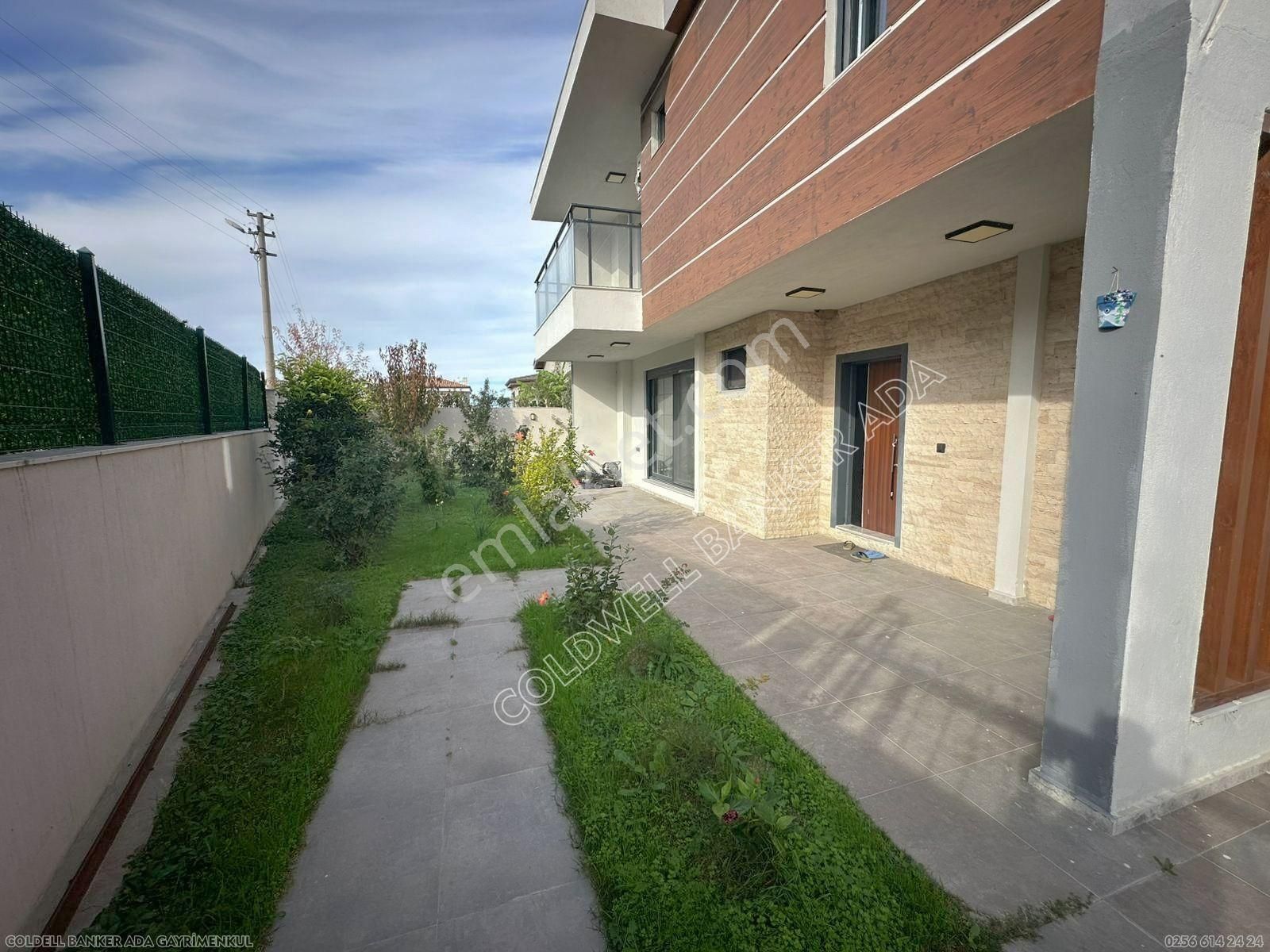 Kuşadası Yaylaköy'de Deniz Manzaralı, Çift Bağımsız Bölümlü 4+2 - Görsel 9