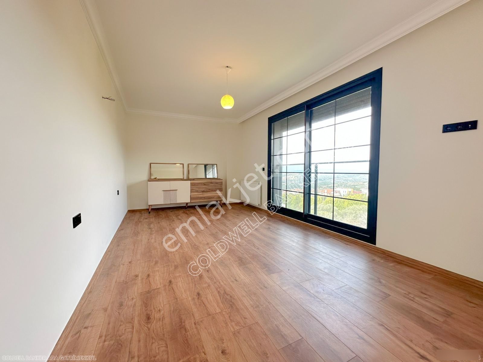 Kuşadası Yaylaköy'de Deniz Manzaralı, Çift Bağımsız Bölümlü 4+2 - Görsel 25