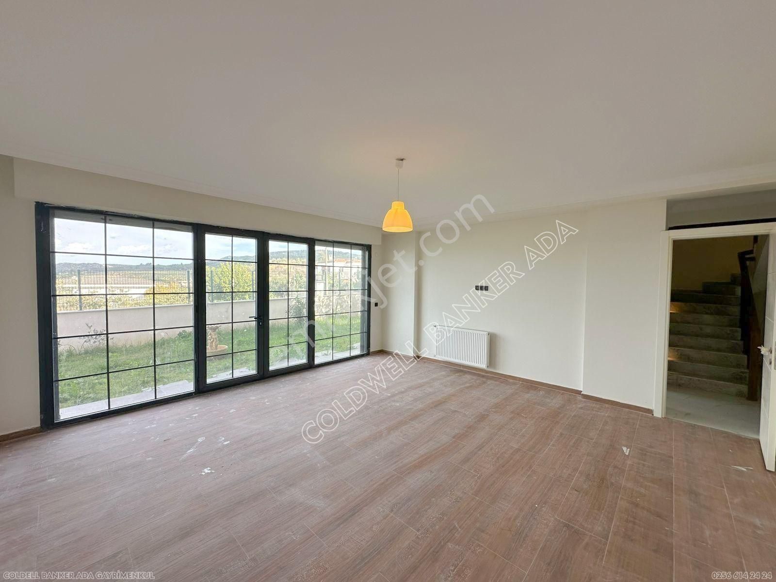 Kuşadası Yaylaköy'de Deniz Manzaralı, Çift Bağımsız Bölümlü 4+2 - Görsel 26