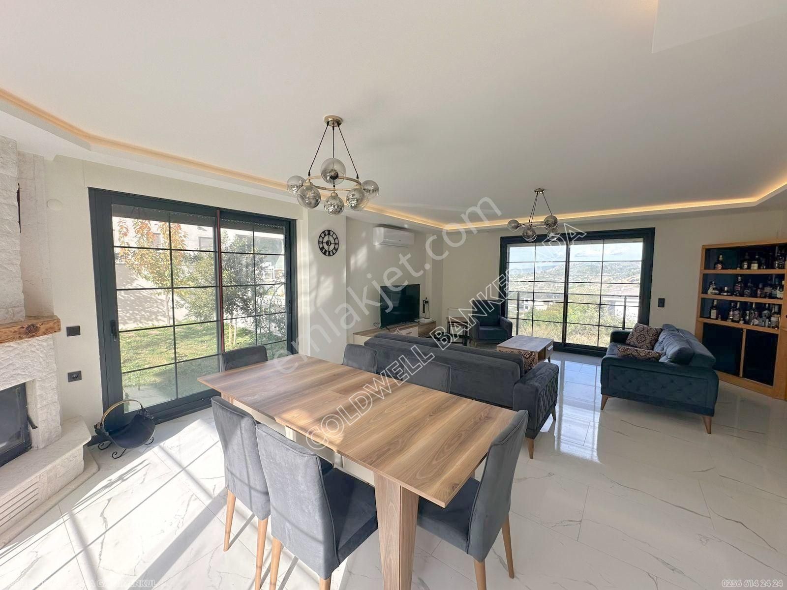 Kuşadası Yaylaköy'de Deniz Manzaralı, Çift Bağımsız Bölümlü 4+2 - Görsel 22