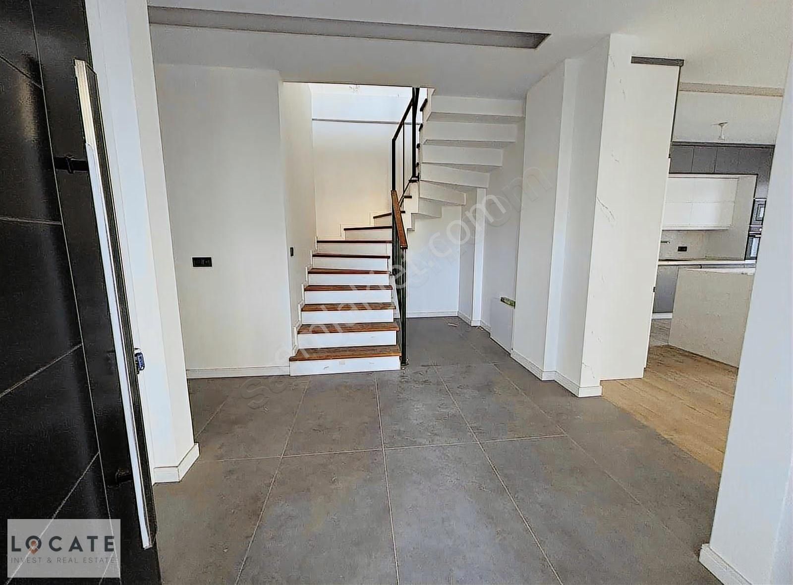 Locate'den Urla Kuşçular'da Havuzlu Kiralık 5+1 Lüks Villa - Görsel 30