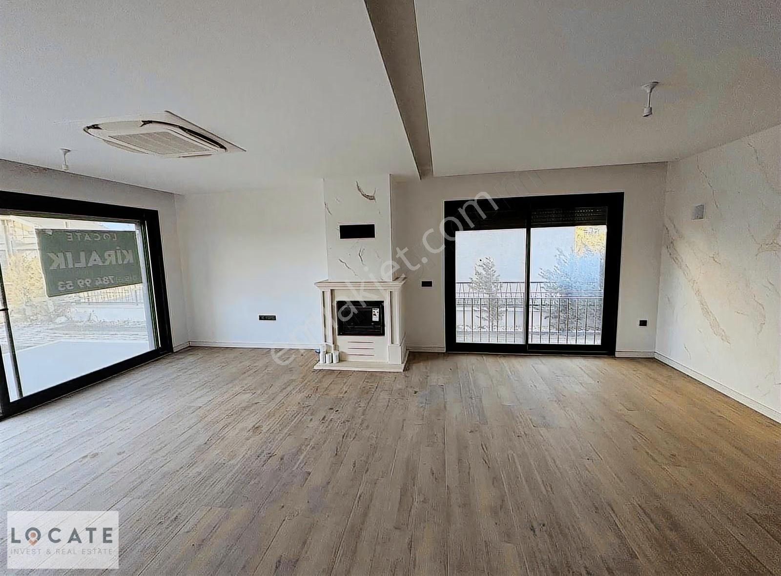 Locate'den Urla Kuşçular'da Havuzlu Kiralık 5+1 Lüks Villa - Görsel 26