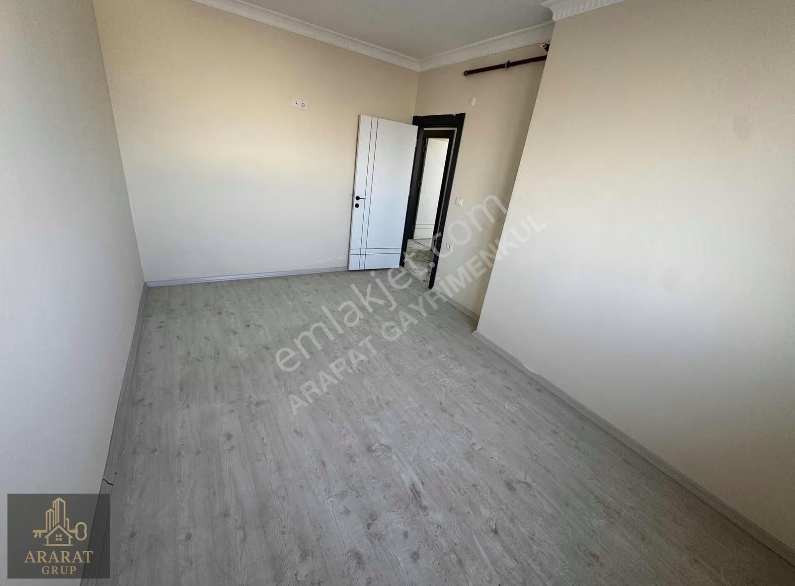 Esenler Tuna Vadi Sitesinde Satılık Fırsat 3+1 Daire - Görsel 4