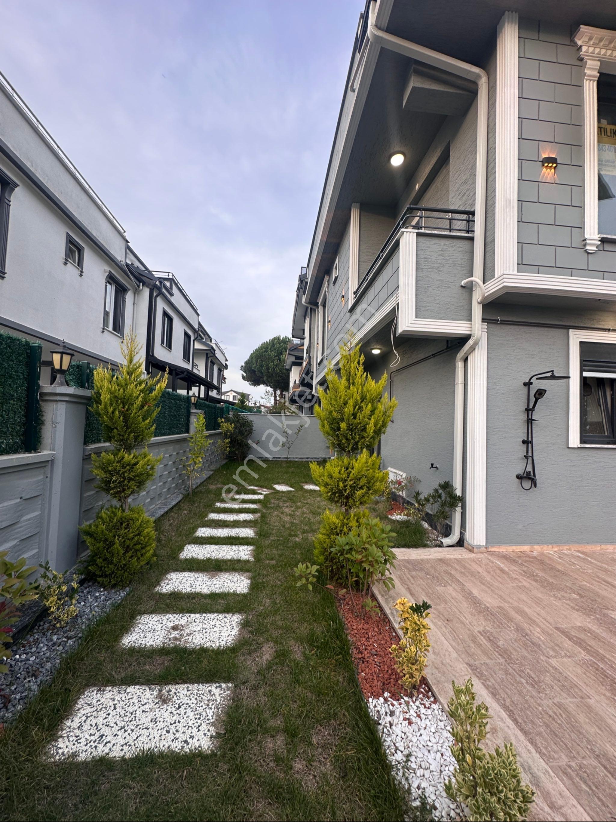 Üstüner Gayrimenkul'den Sakarya Kocaali'de 4+1 Satılık Havuzlu Villa - Görsel 2