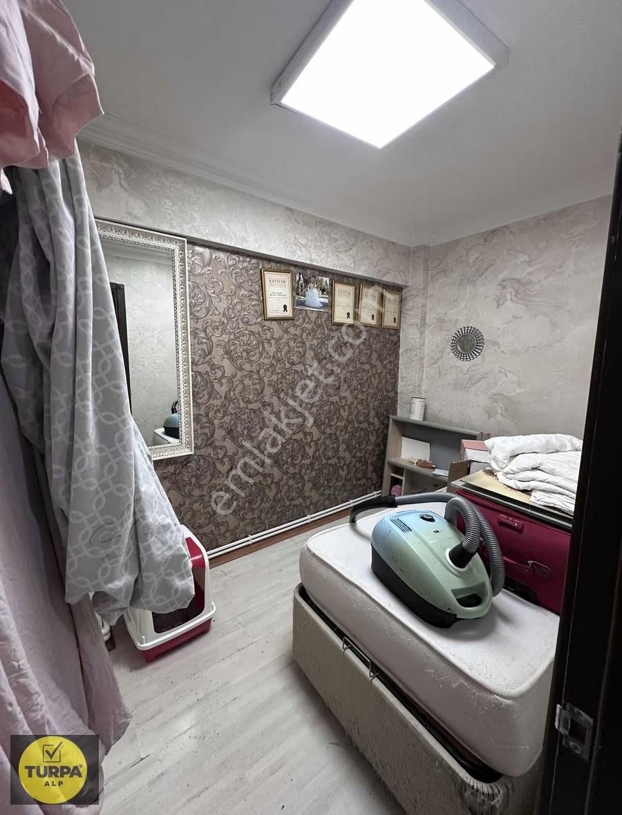 Alsancak 2. Kordonda Satılık 3+1 Arakat Daire - Görsel 12