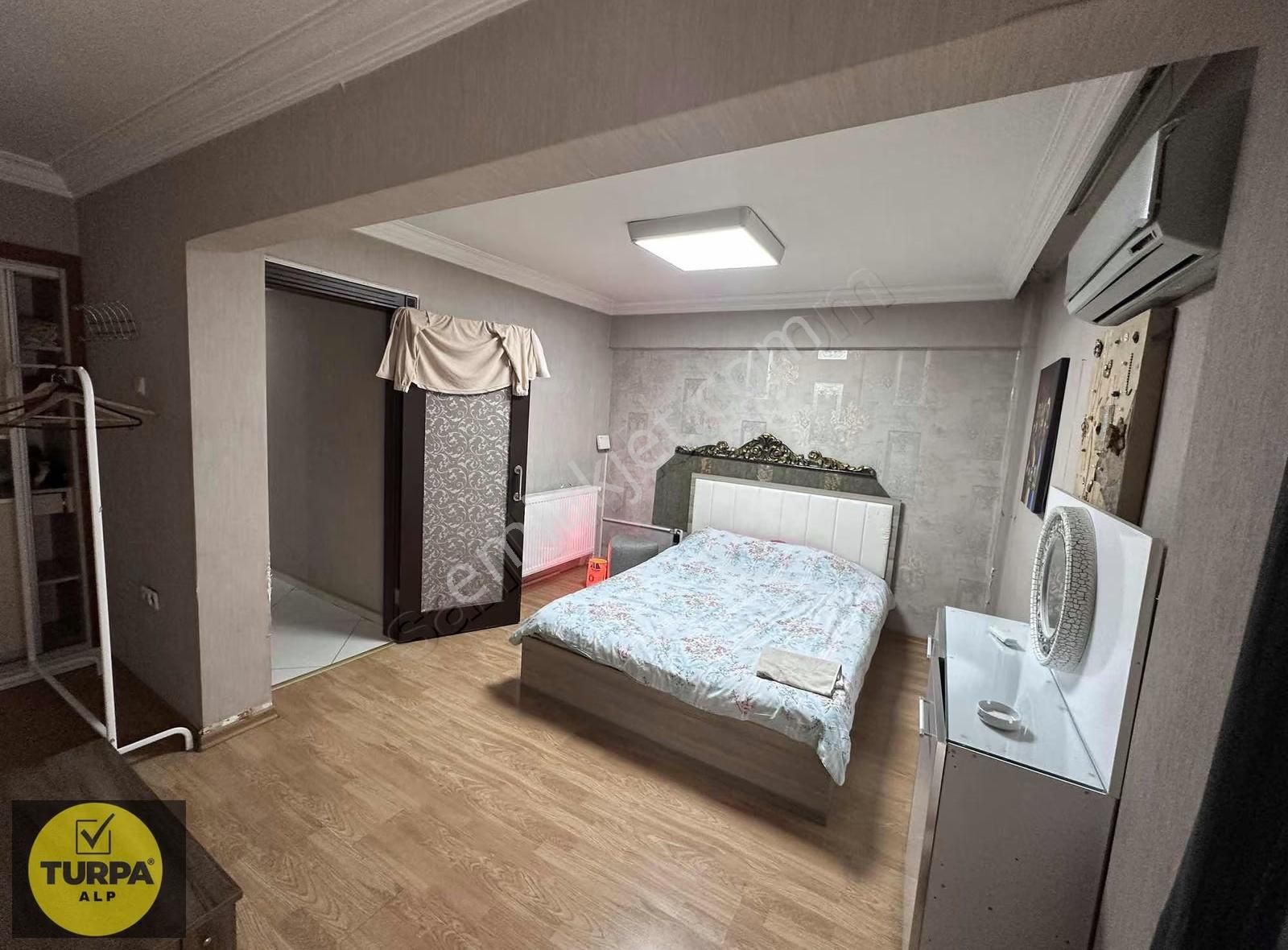 Alsancak 2. Kordonda Satılık 3+1 Arakat Daire - Görsel 13