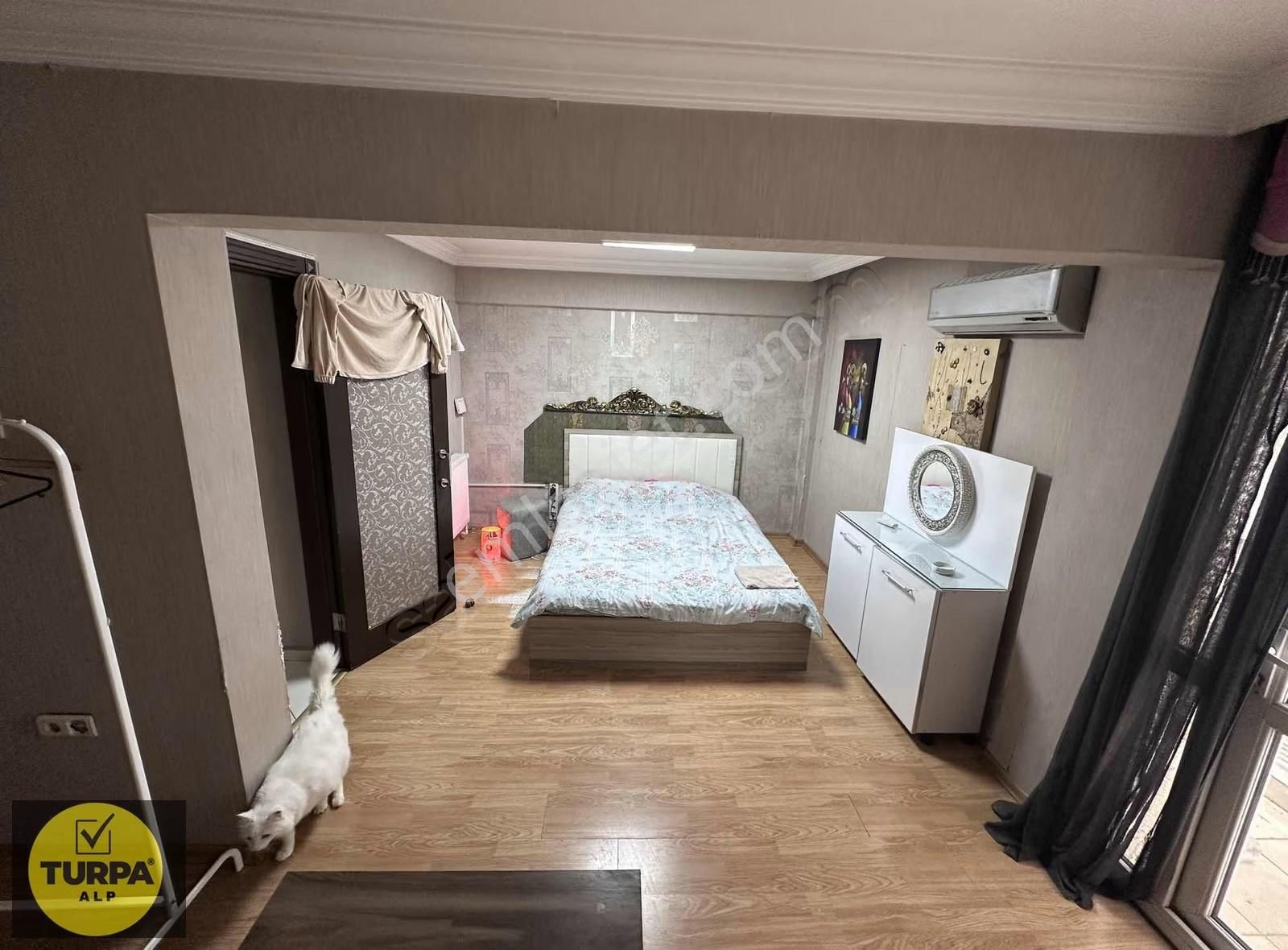 Alsancak 2. Kordonda Satılık 3+1 Arakat Daire - Görsel 6