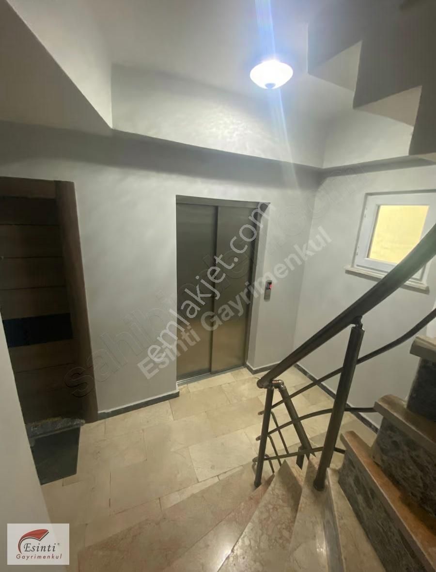 Esinti'den Zümrütevler Mahallesinde Metroya Yakın 2+1 Daire - Görsel 9