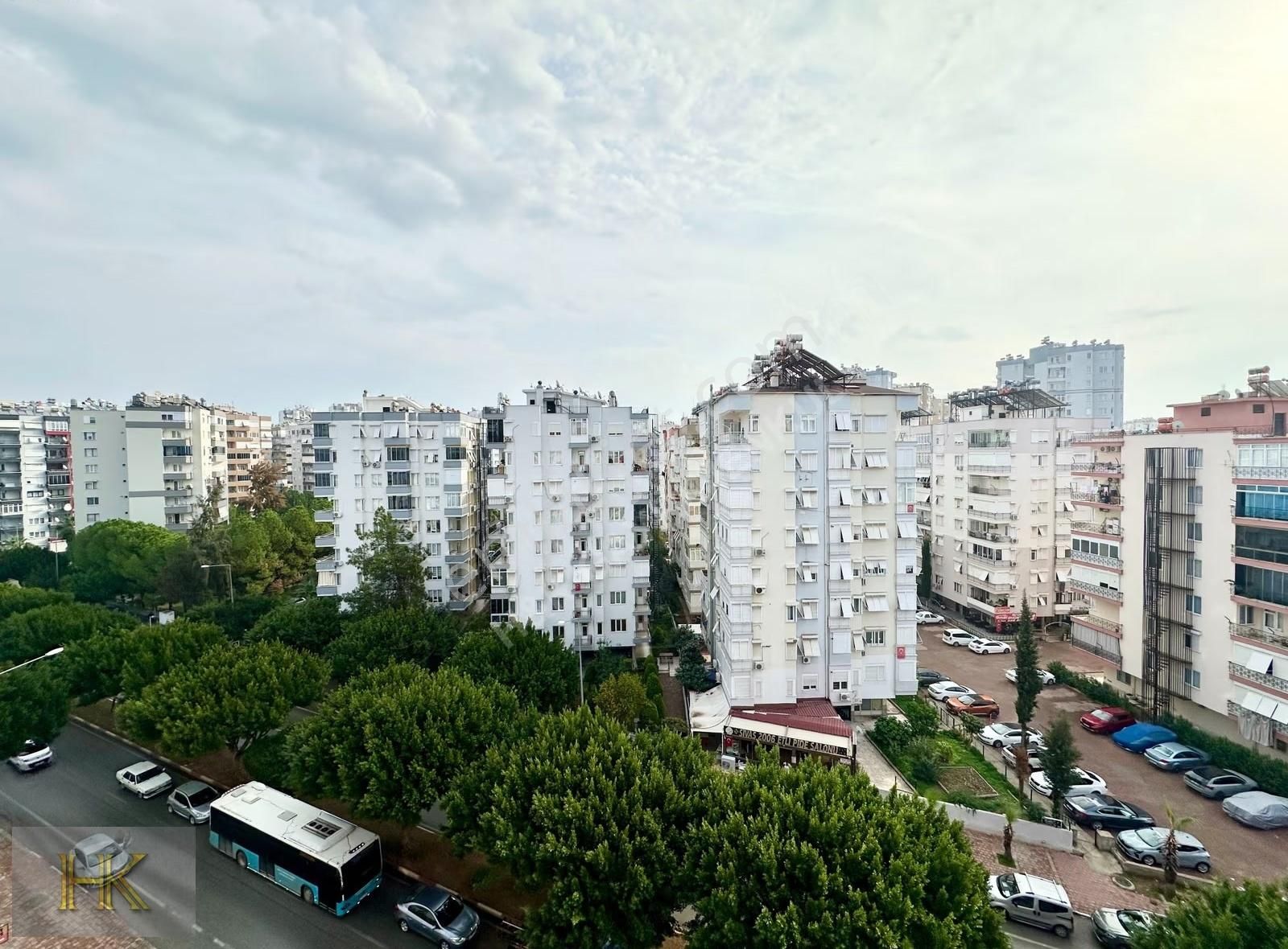 Uncalı Ana Caddede Güney Cephe 3+1 Eşyalı 150m2 Kiralık Daire - Görsel 13