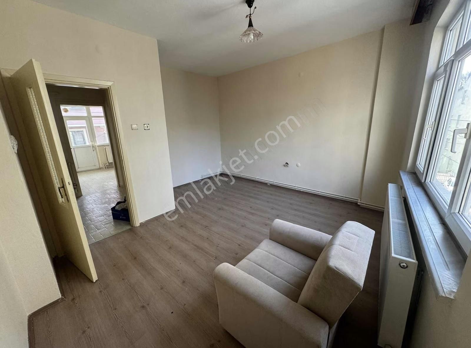 Tema Emlaktan Çiflikönü Mah Arakat Kiralık 2+1 Daire - Görsel 12