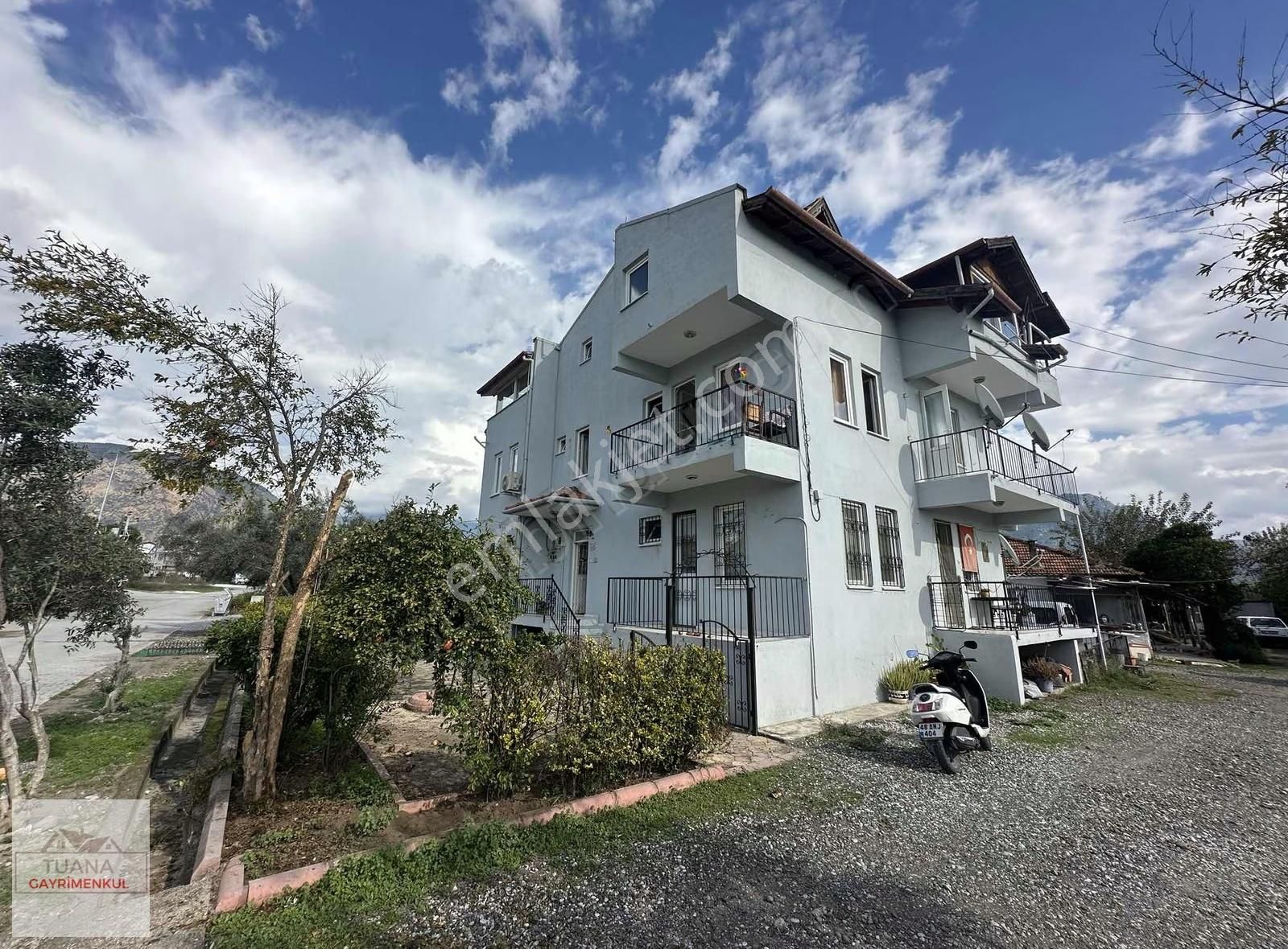 Tuana Emlak'tan Gelişim Mahallesinde Geniş 2+1 Teraslı Ev - Görsel 18