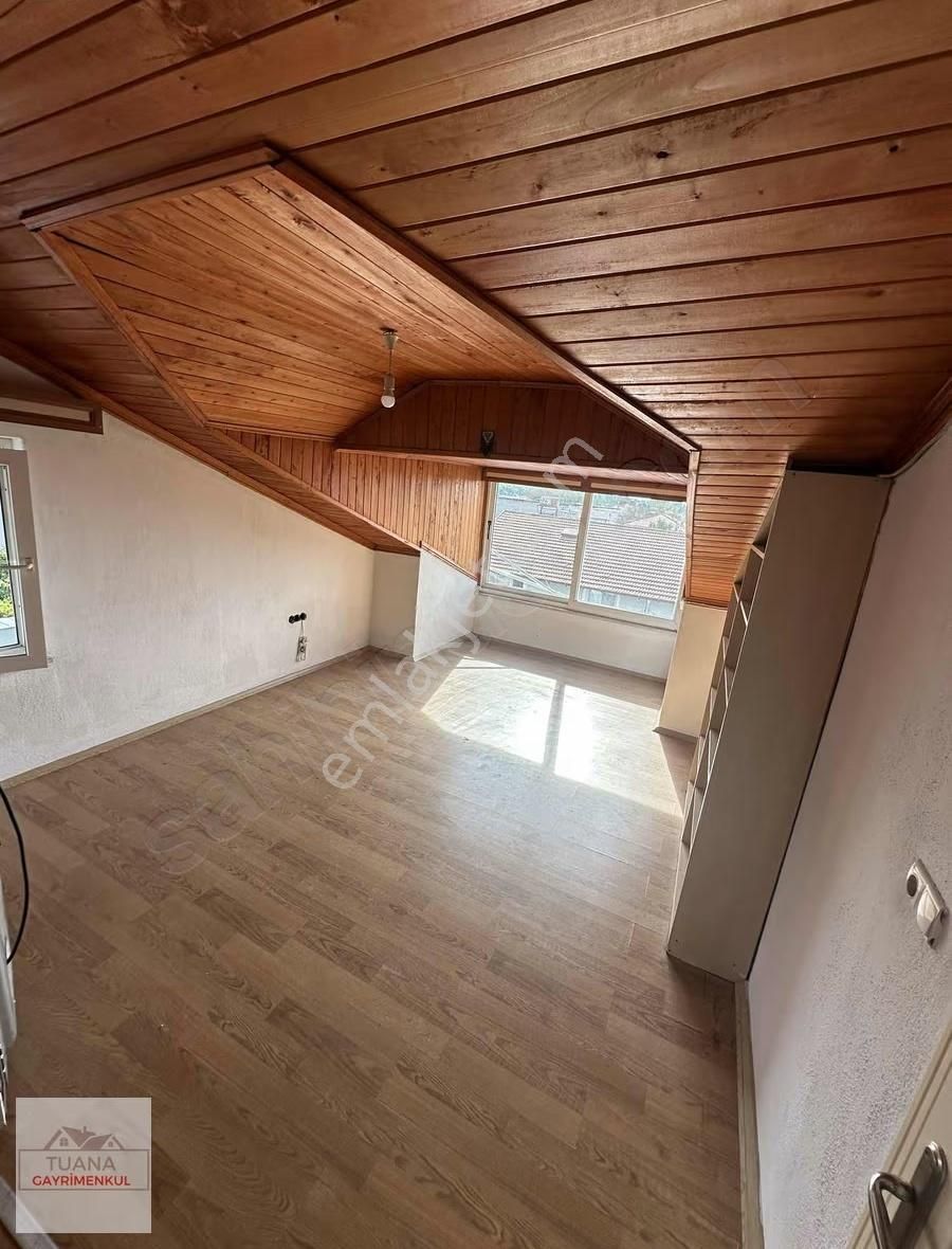 Tuana Emlak'tan Gelişim Mahallesinde Geniş 2+1 Teraslı Ev - Görsel 9