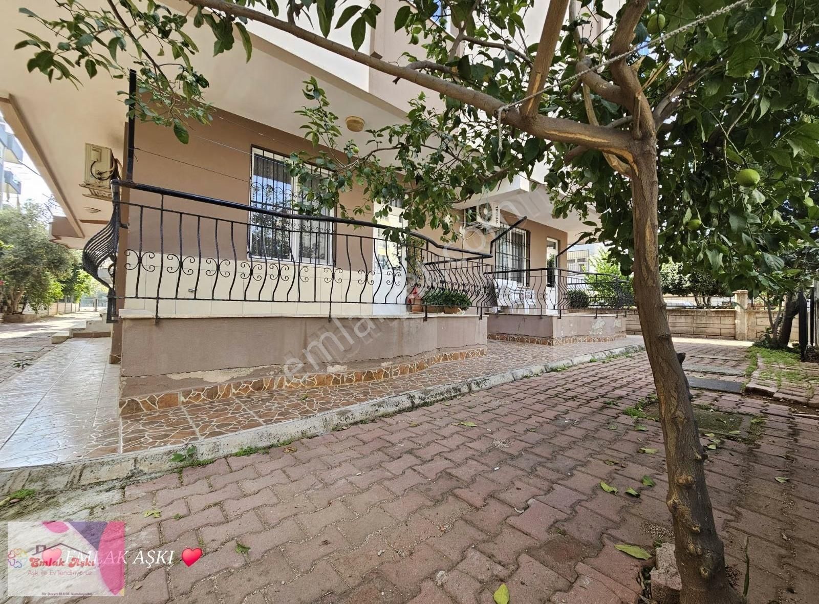 Kızıltoprak Güzeli Cadde Üstü Acil Satılık